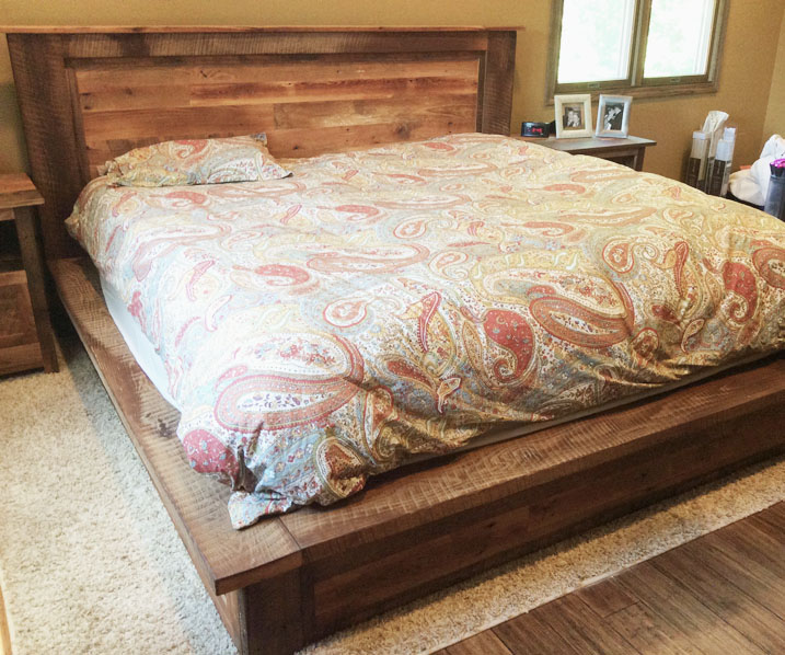 Reclaimed Wood Bed 1 .jpg