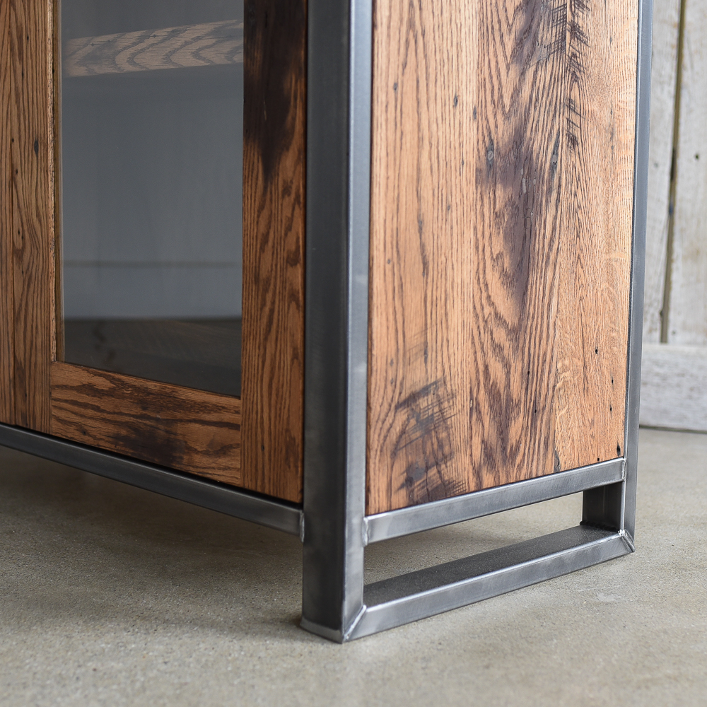 bar cabinet 1.jpg