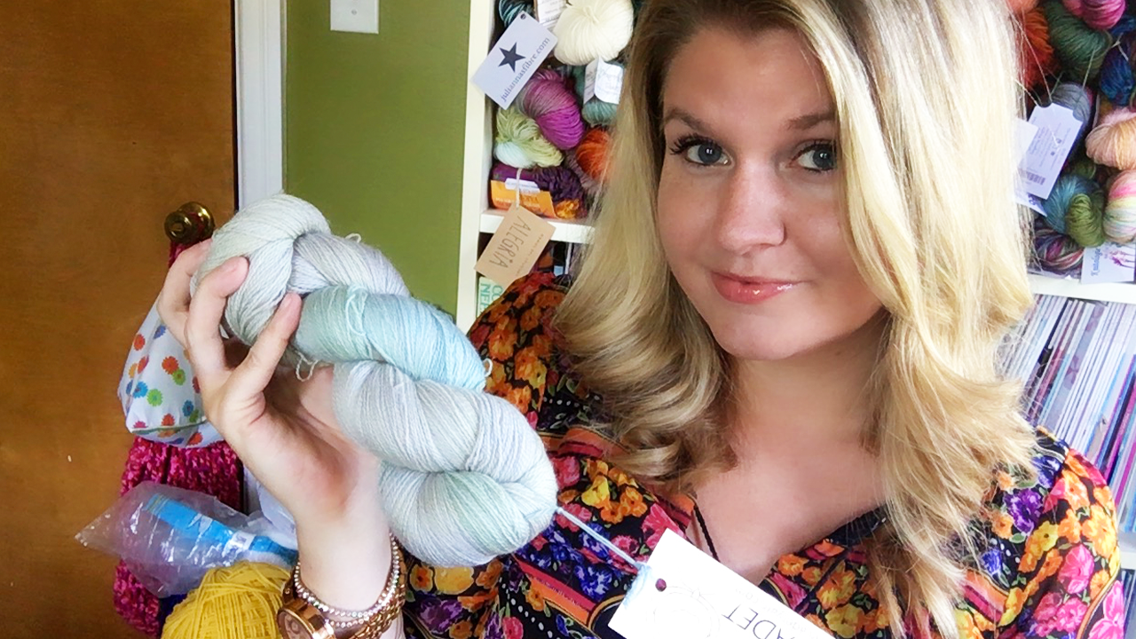 Review: 2016 July Yarn Crush Unboxing