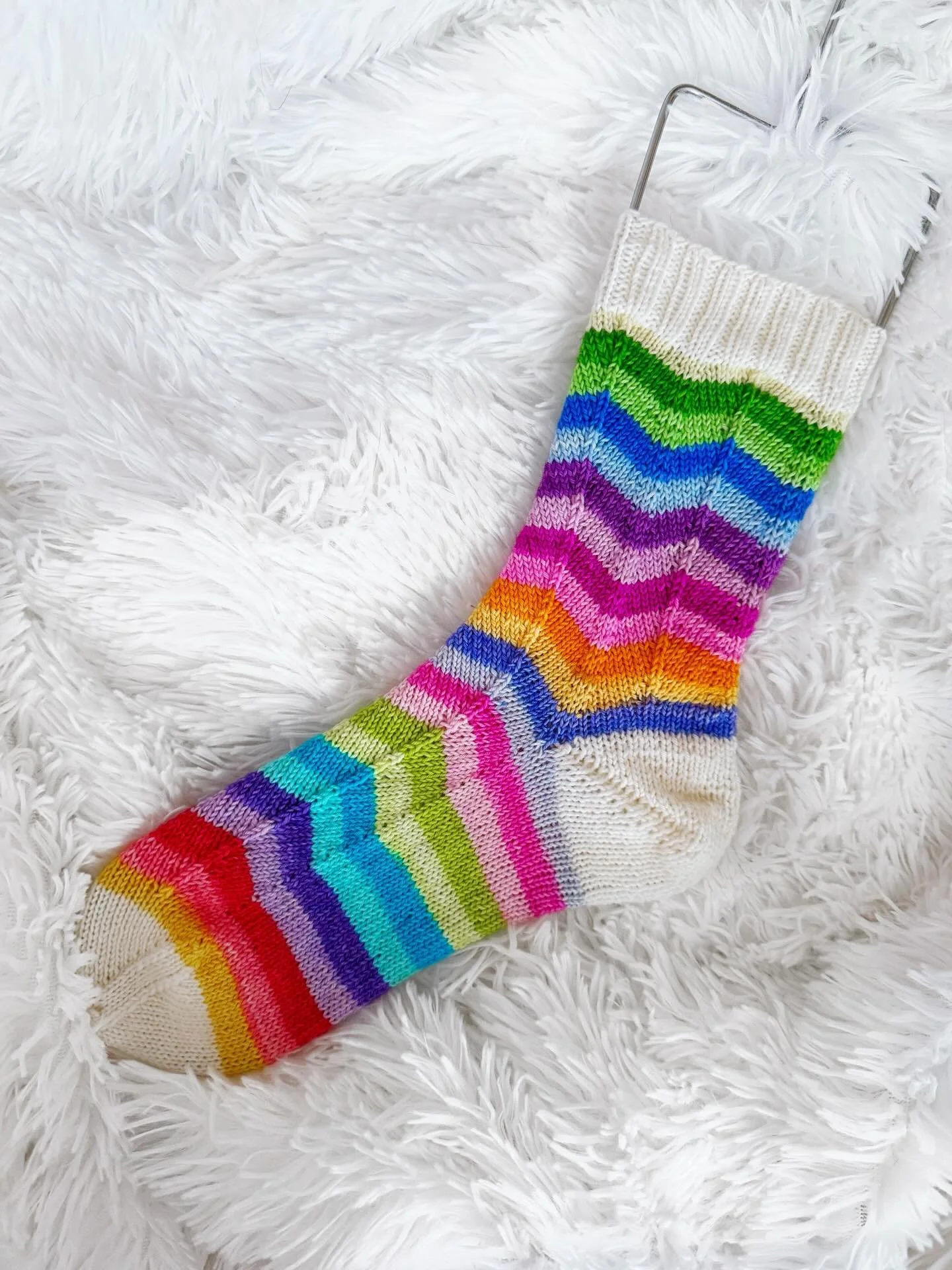Finished another single Wonder Sock by @bryonybears and cast on the second before work this morning 💜 

It&rsquo;s kind of glorious - I remembered you can make two pairs of socks from a @freckledwhimsy advent, so I found my 2024 set and am using its