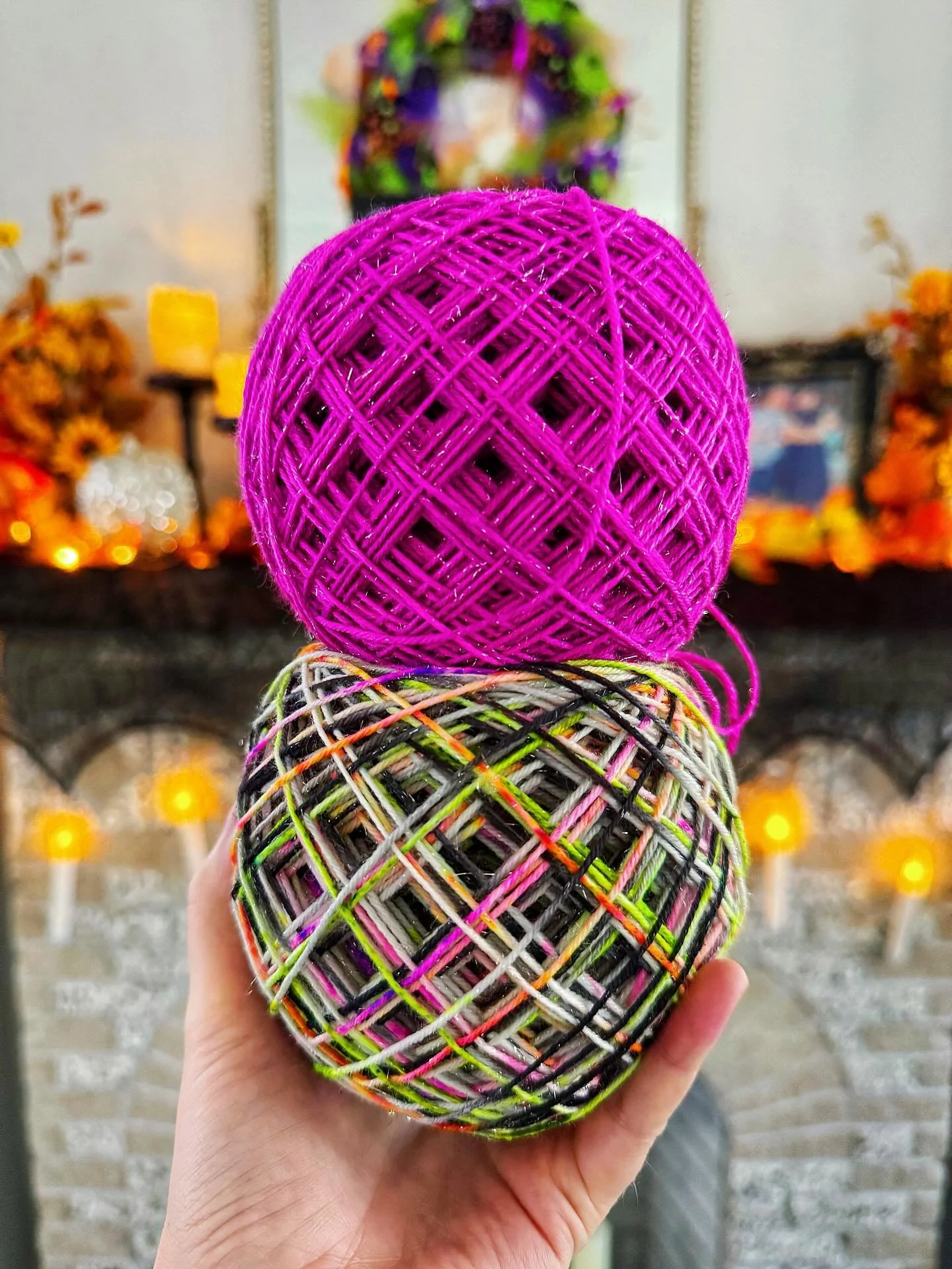 It&rsquo;s officially Sockoween!

I wound up these skeins by @dachshunddaddyknits that I treated myself to at the @lvfiberfest a couple weeks ago and they&rsquo;re perfect. The variegated yarn is, of course, Beetlejuice themed because I wouldn&rsquo;