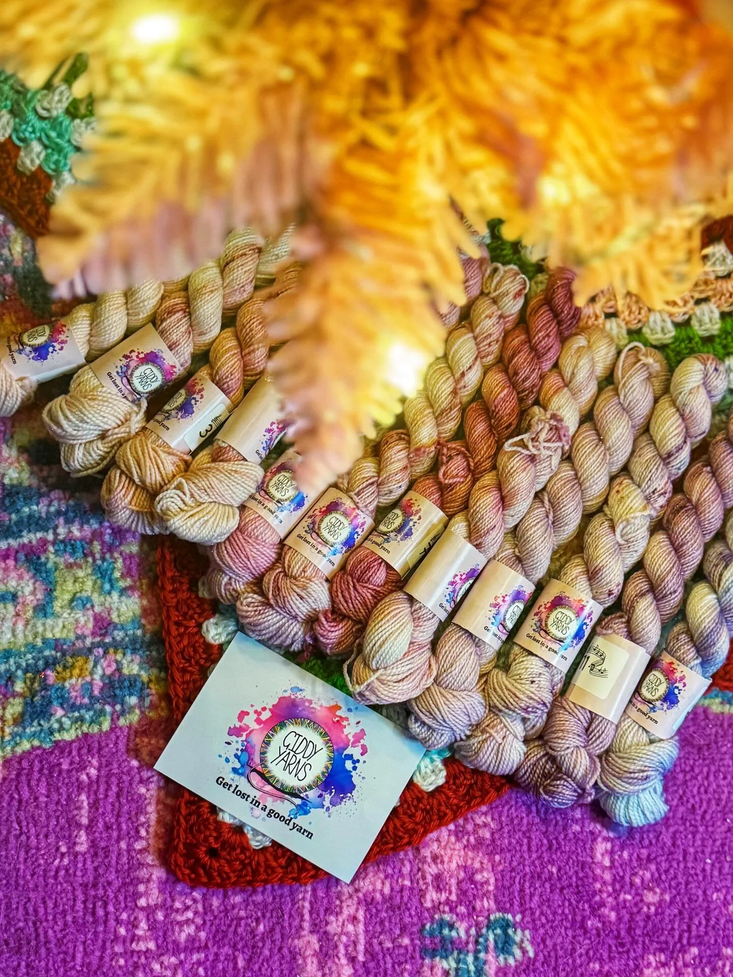 My @giddyyarns Little Women advent arrived yesterday so I had a great time playing catch-up with all the beautiful yarn. 

If you haven&rsquo;t been watching my Vlogmas, for context, I ordered an extra set of this advent the weekend after my mom pass