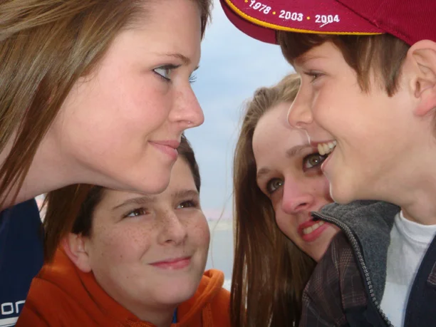 Yael e seus três "irmãos" na viagem de 2007