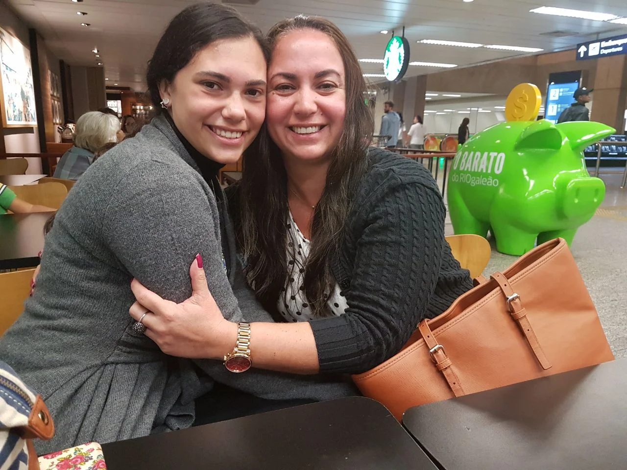Isabela com a mãe,