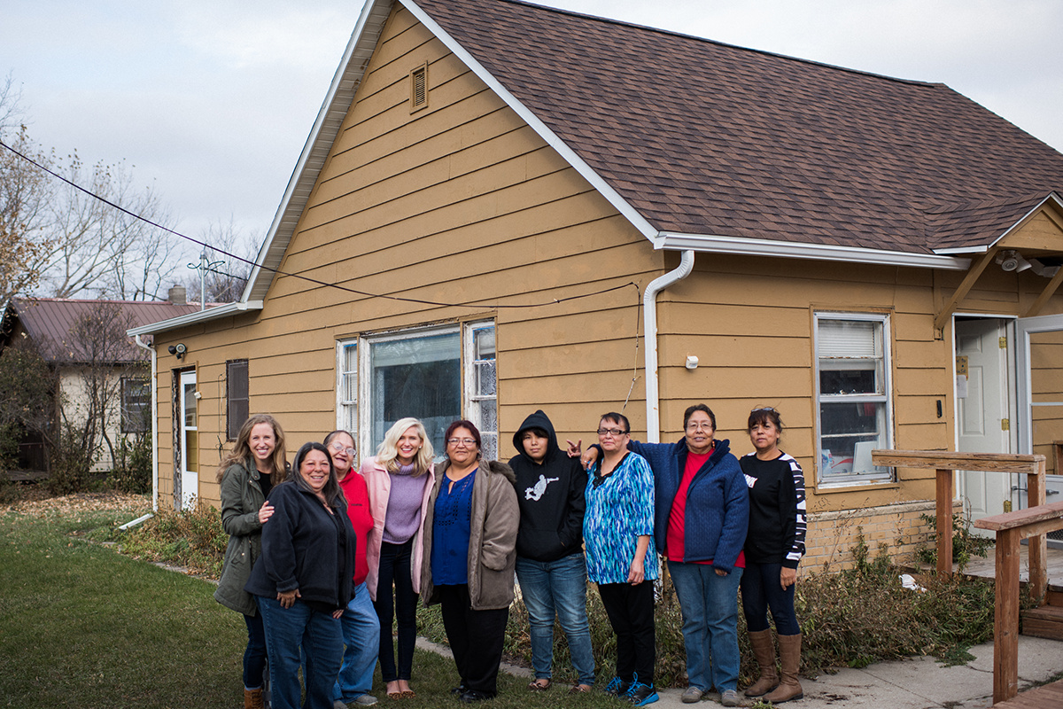 Rosebud_Reservation_TaraShupePhotography_ByGrace_010.jpg