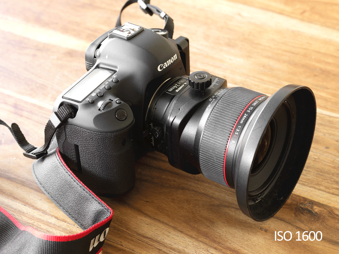 vegafoto-hasselblad-h5d-50c-iso100-iso1600-layers.gif