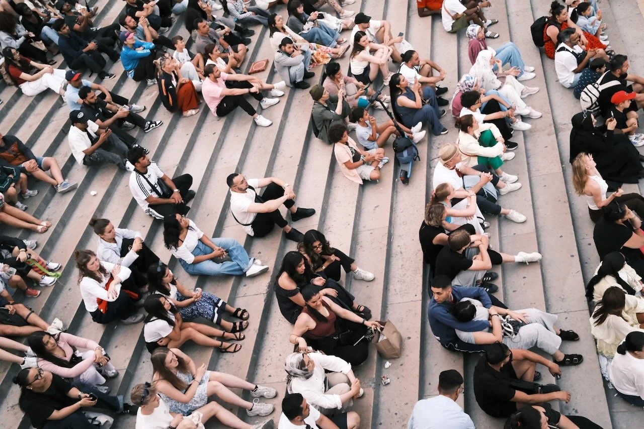 PEOPLE IN PARIS.