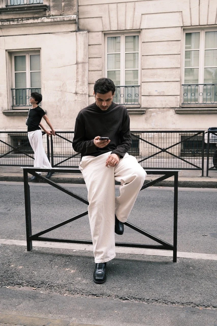 PARISIAN ATTENTION GRABBER.