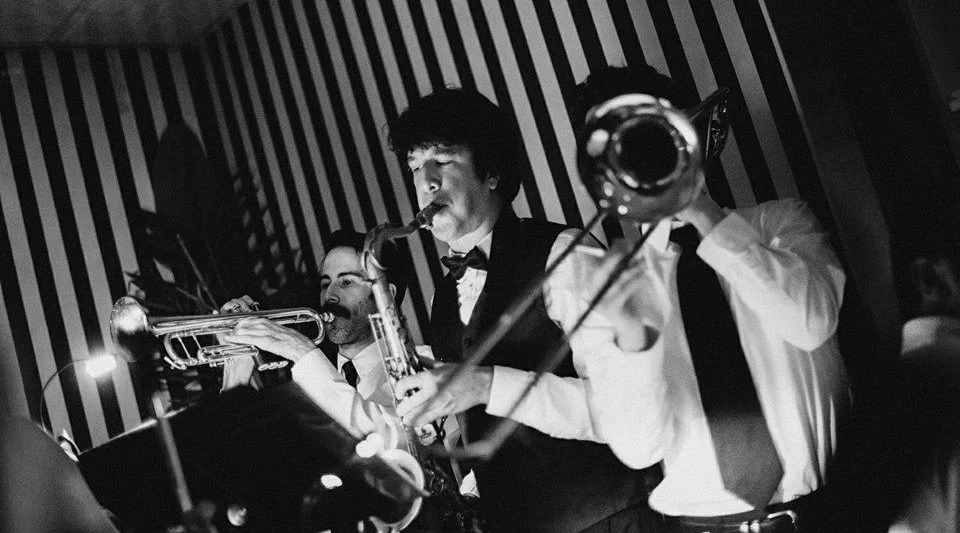 With the salsa band La Pachamambo in Soho, New York.