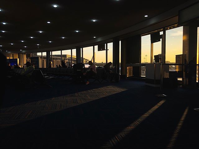 Sitting at Newark Airport, watching the sunrise was a beautiful reminder of how lucky I am and how much I have to be thankful for.
____________________
#wonderful_places #moodygrams #travelphotography #travelersnotebook #agameoftones #artofvisuals #a