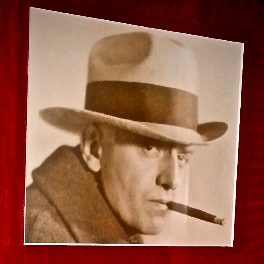From Steve Doyle's collection, this print of the Don Loving photograph shows the full homburg, a mighty hat indeed. There's great detail in the print which is often missing when it's reproduced.