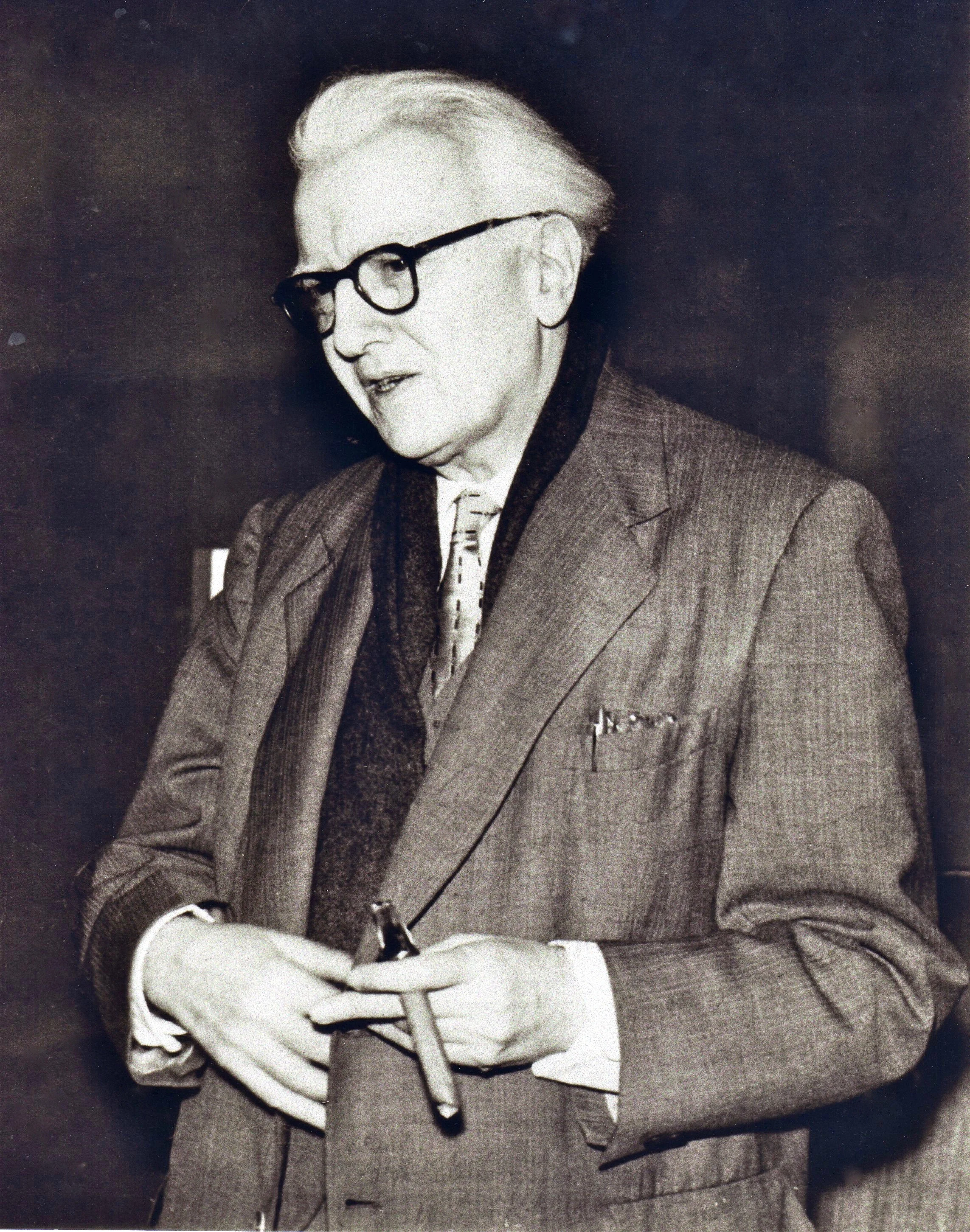 A photo of Vincent Starrett from the collection of the late Don Yates.