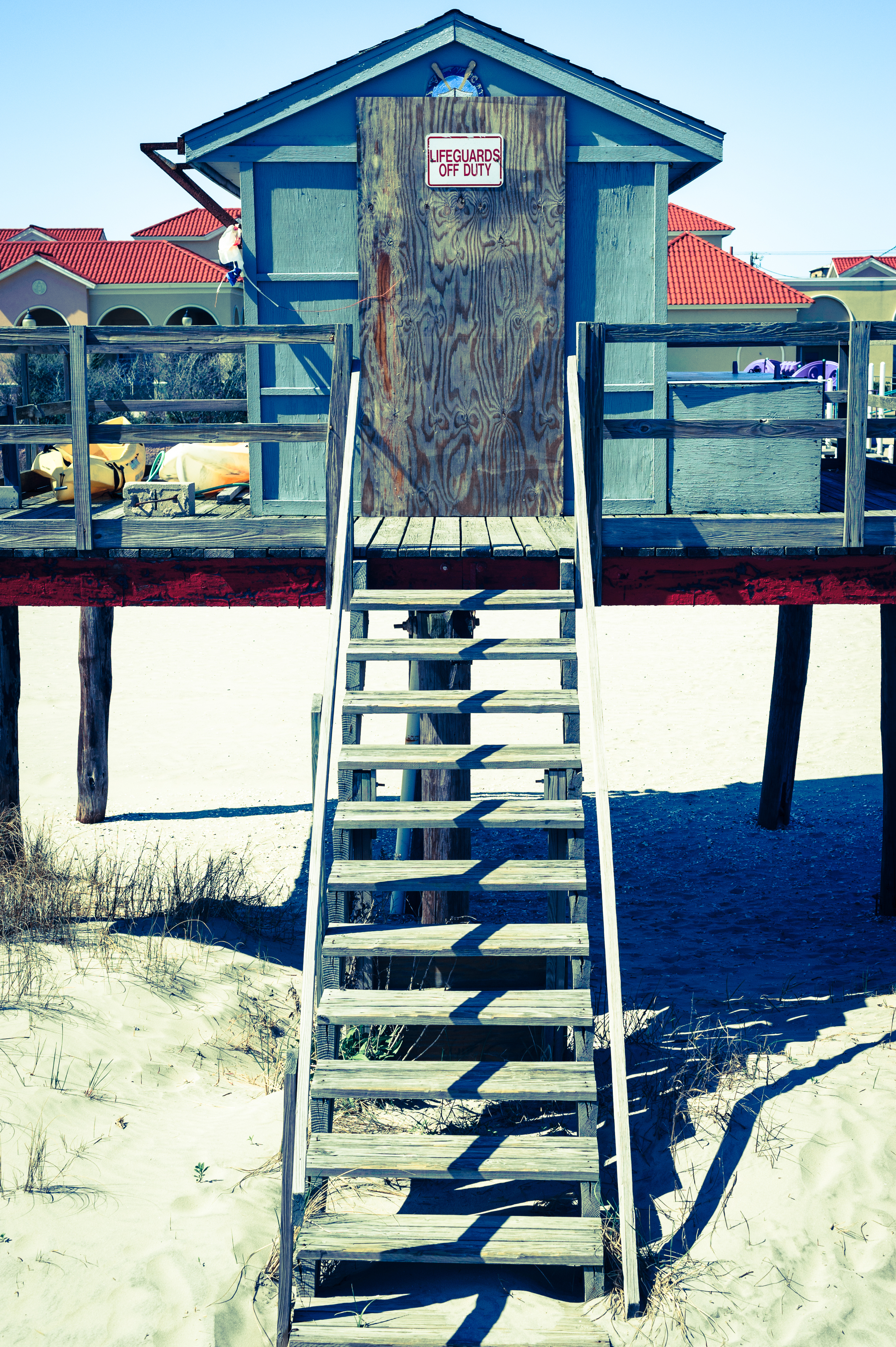 The guard house on Albany Ave beach.