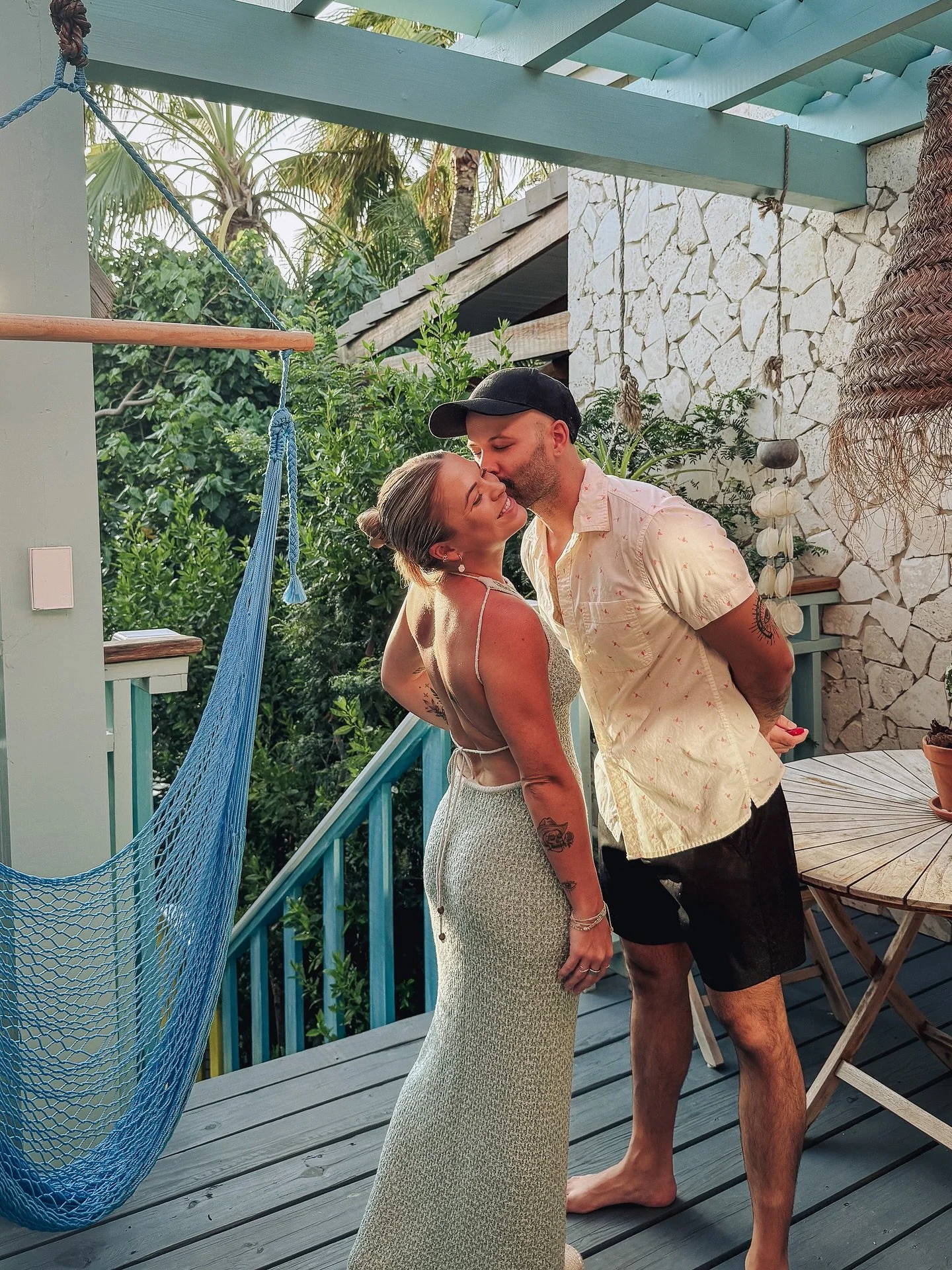 Sending love (and a little sunburn) from Aruba. 🫶☀️

#travel #travelcouple #tropicalvacation #aruba #onehappyisland #beachy