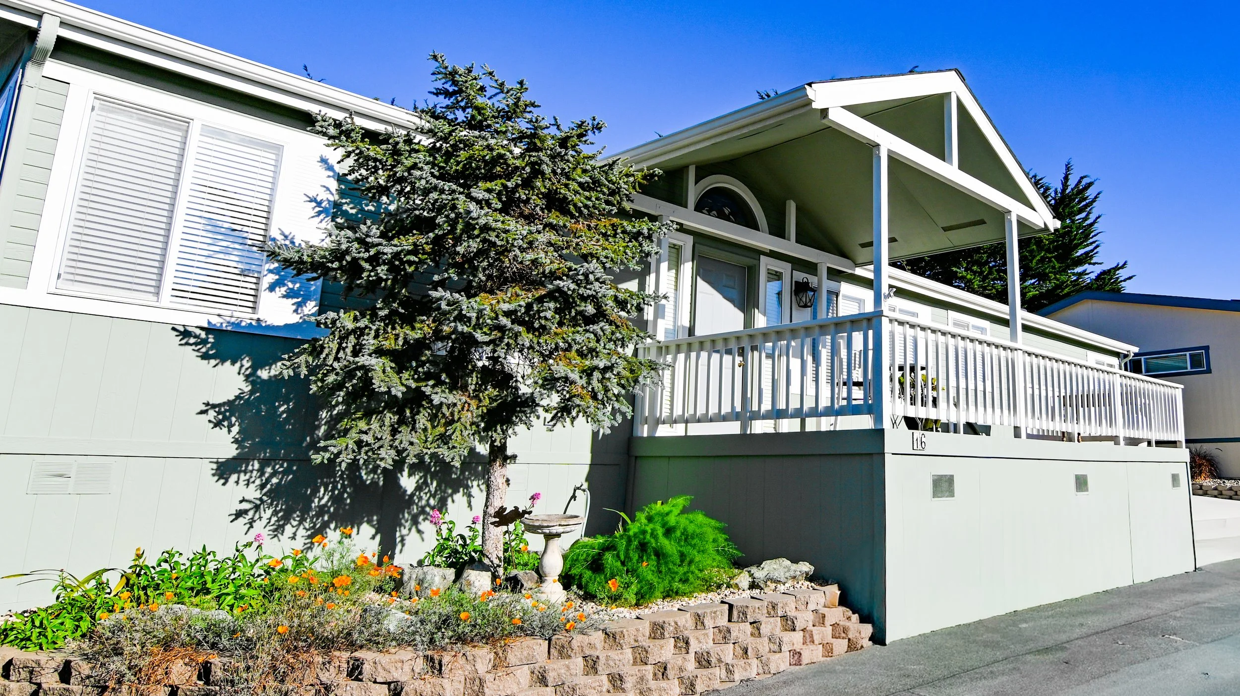 CAYUCOS FOR SALE - 3BD/2BA manufactured home