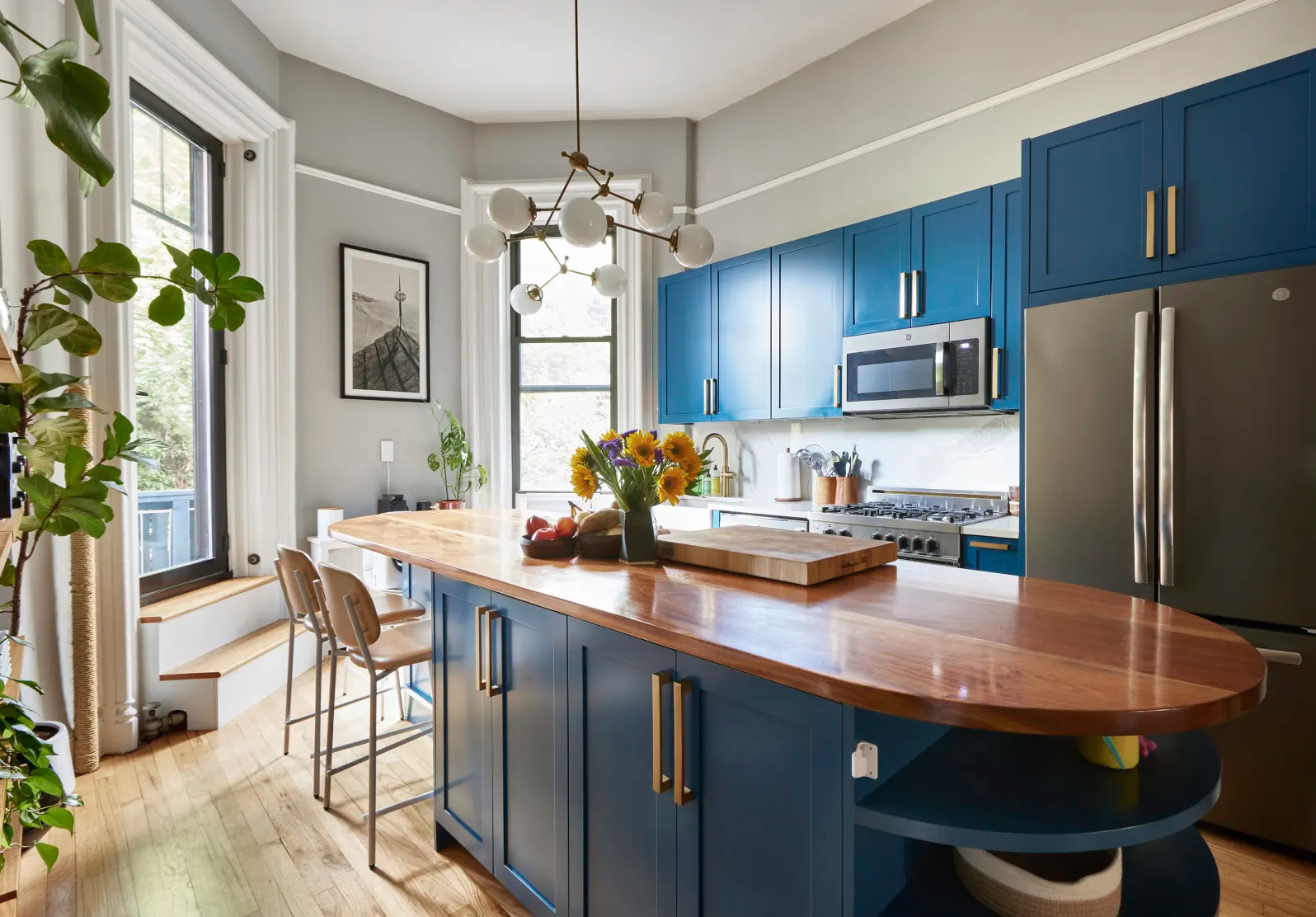 Transitional Contemporary Kitchen Remodel by Teoria: Kitchen. Bath. Interior. project photo