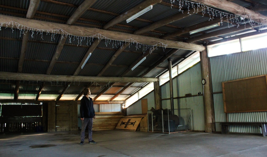 Ceiling - perfect for draping hessian fabric, and some rustic pendant lights