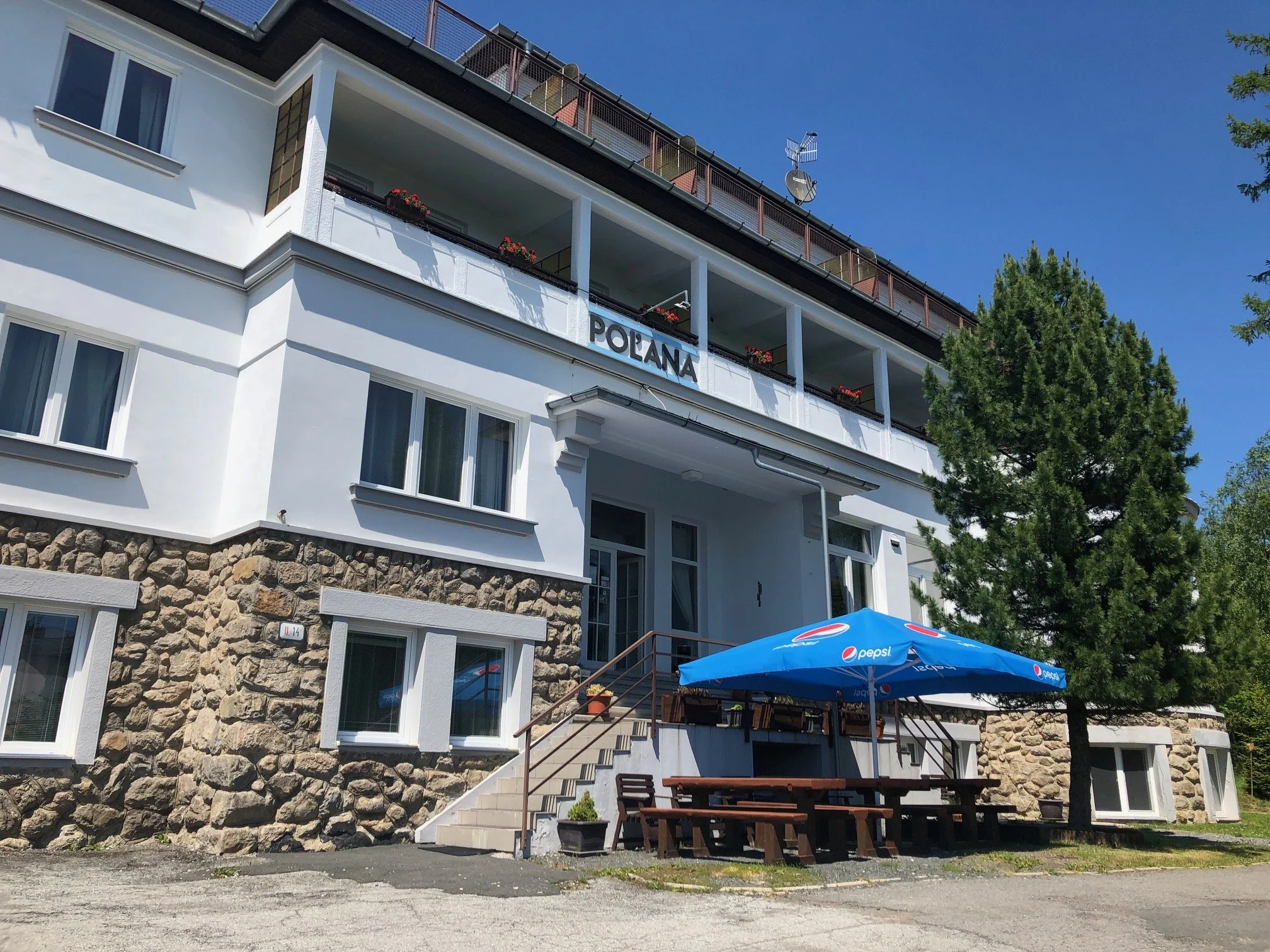 Polana vchod.jpg