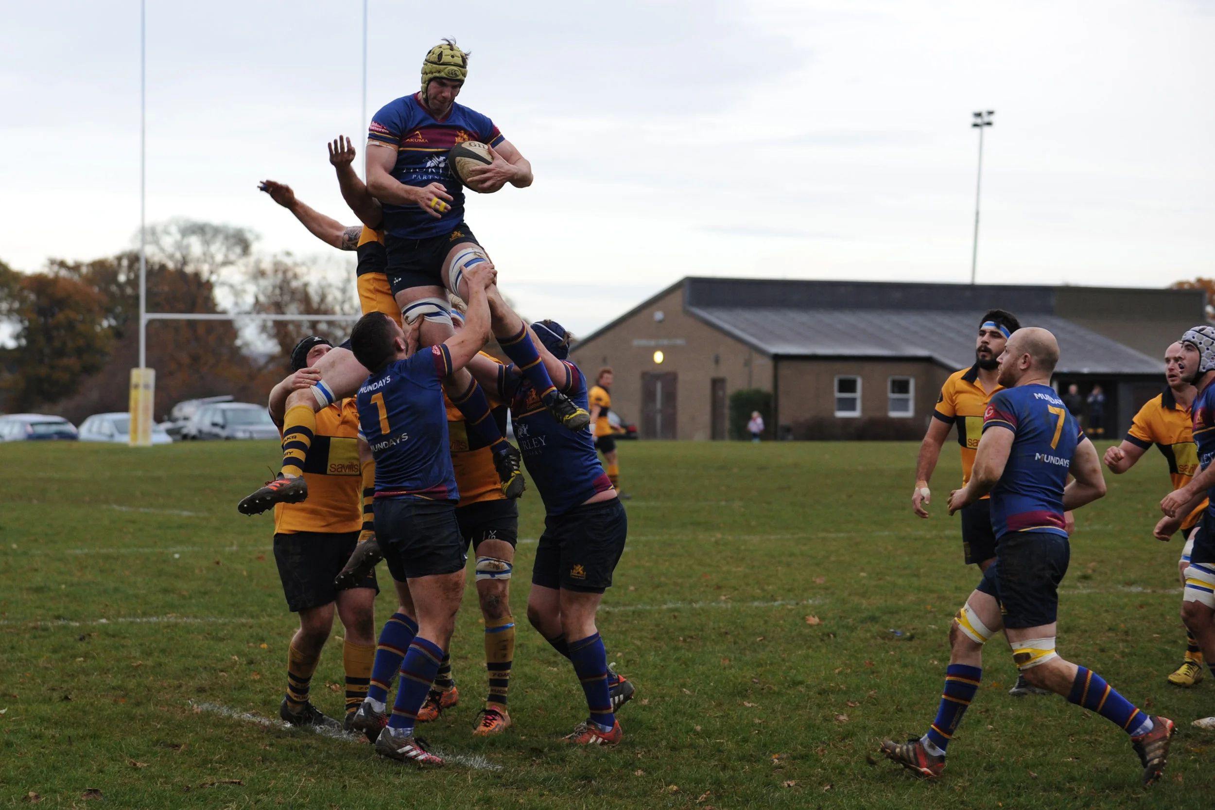 SEVENOAKS V COBHAM003.JPG