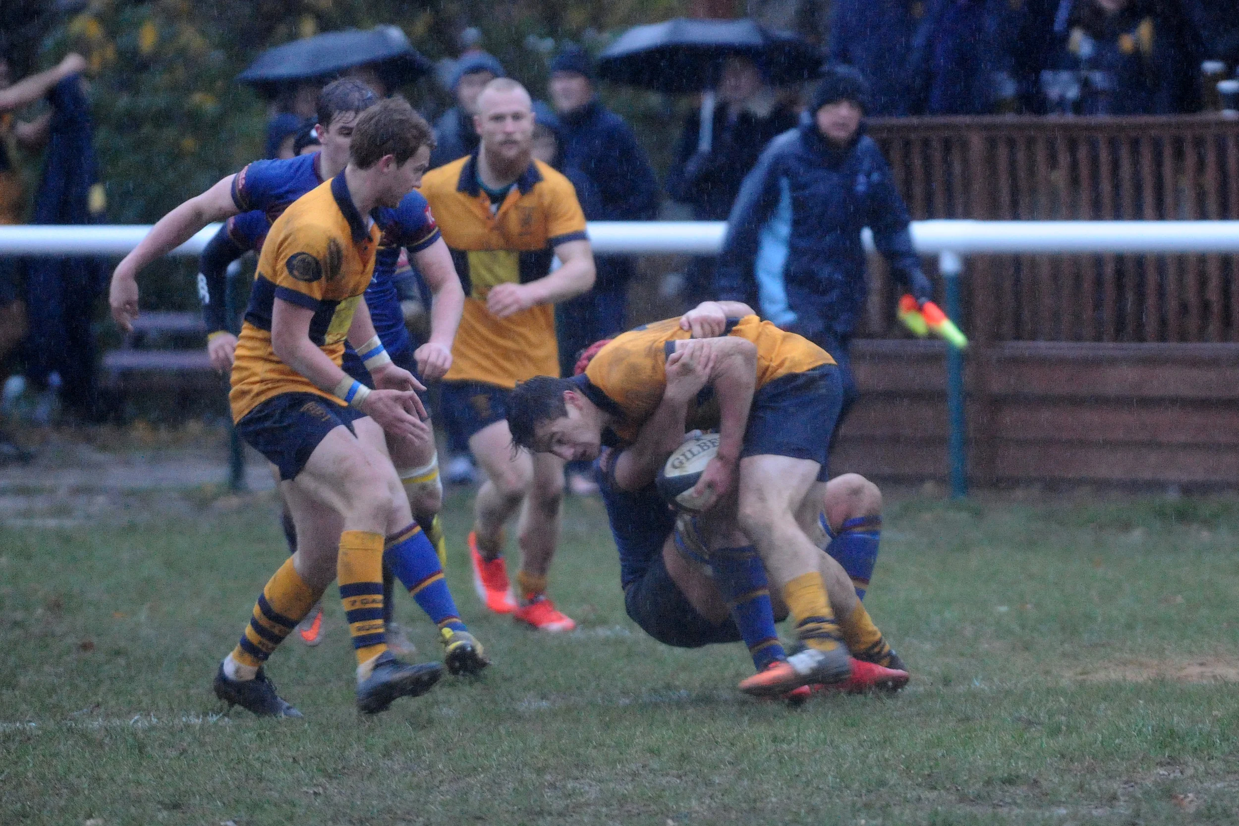 SEVENOAKS V COBHAM122.JPG