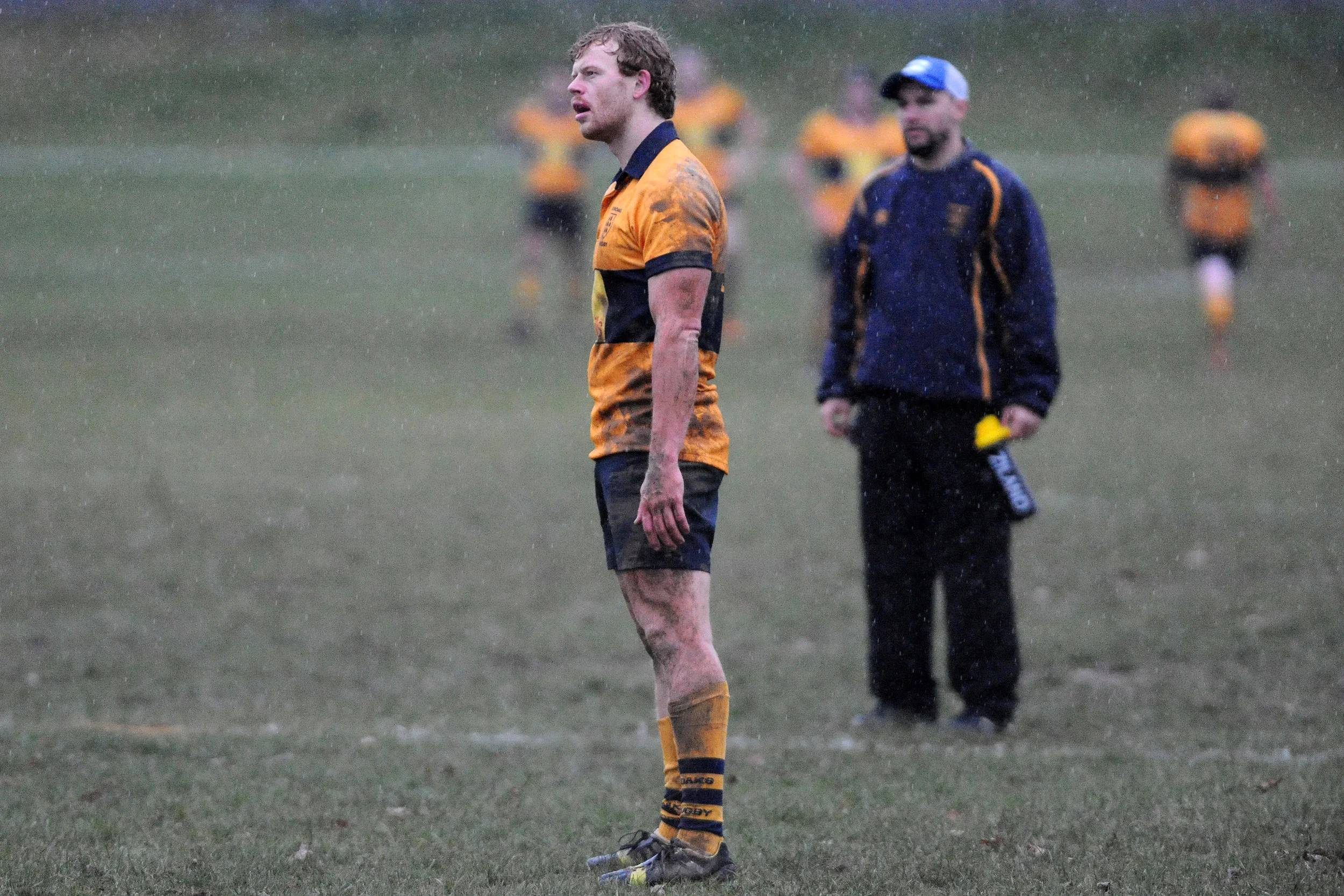 SEVENOAKS V COBHAM112.JPG