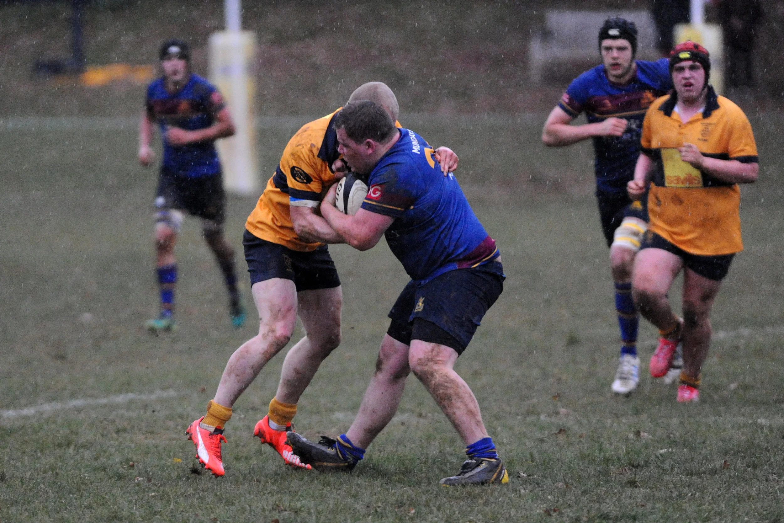 SEVENOAKS V COBHAM104.JPG