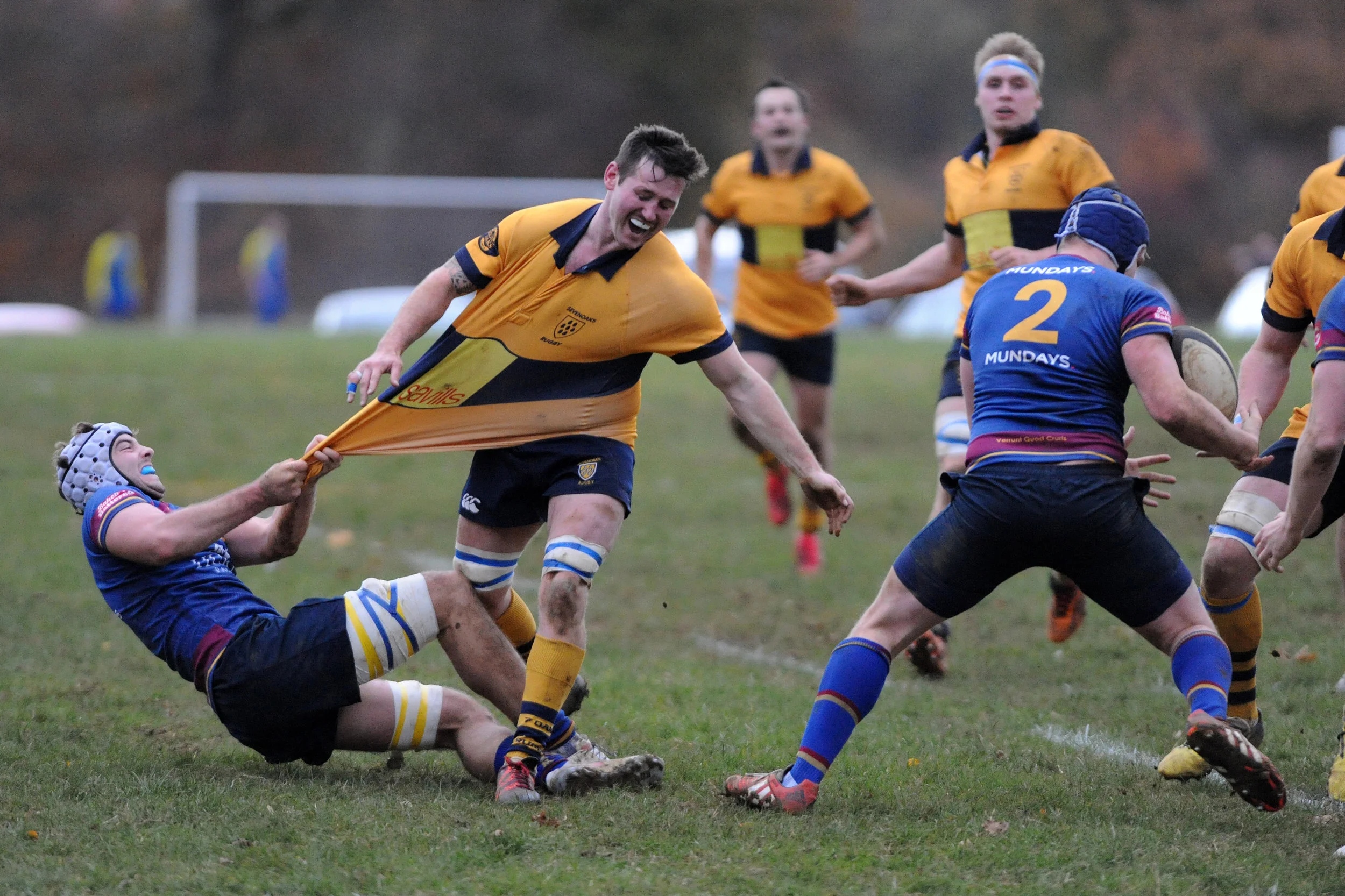 SEVENOAKS V COBHAM083.JPG
