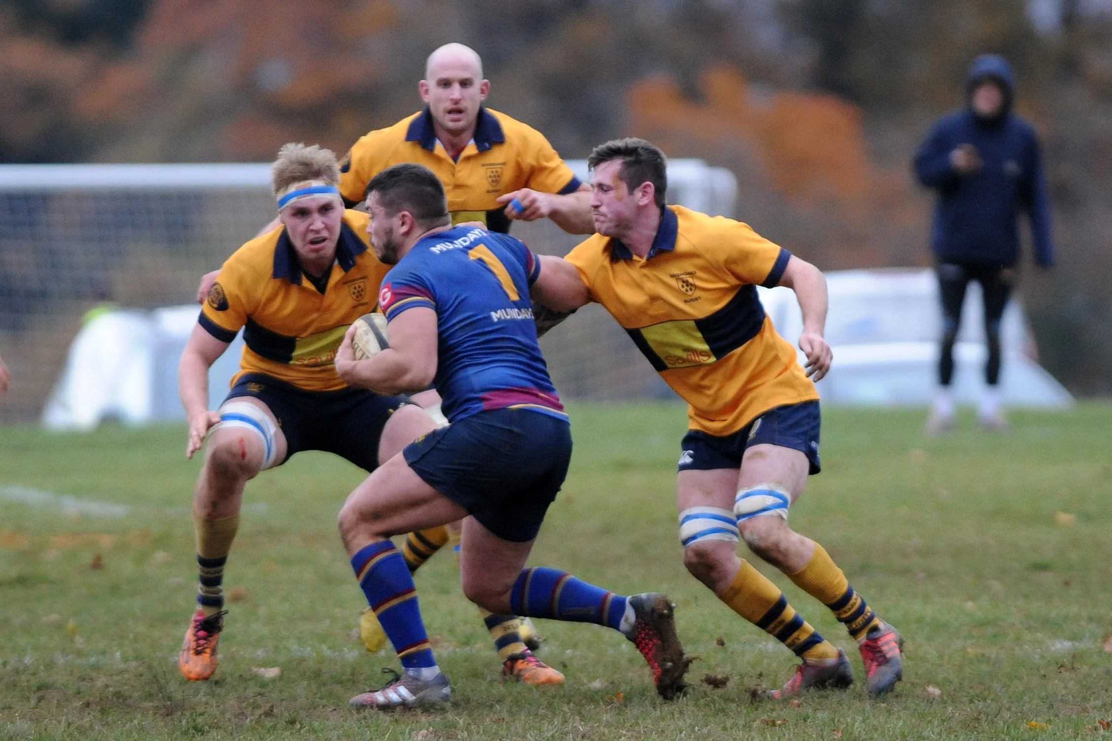 SEVENOAKS V COBHAM073.JPG