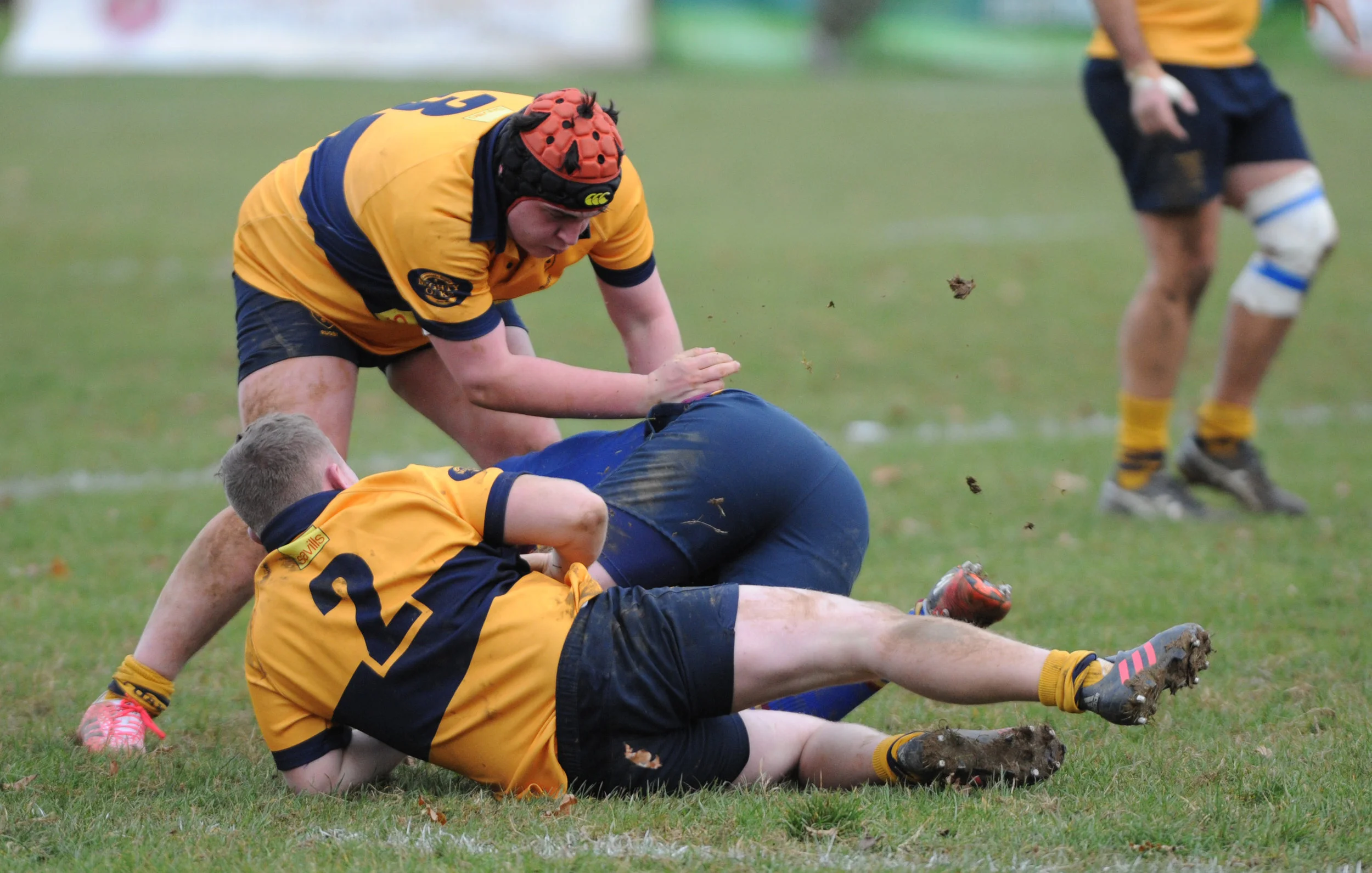 SEVENOAKS V COBHAM051.JPG