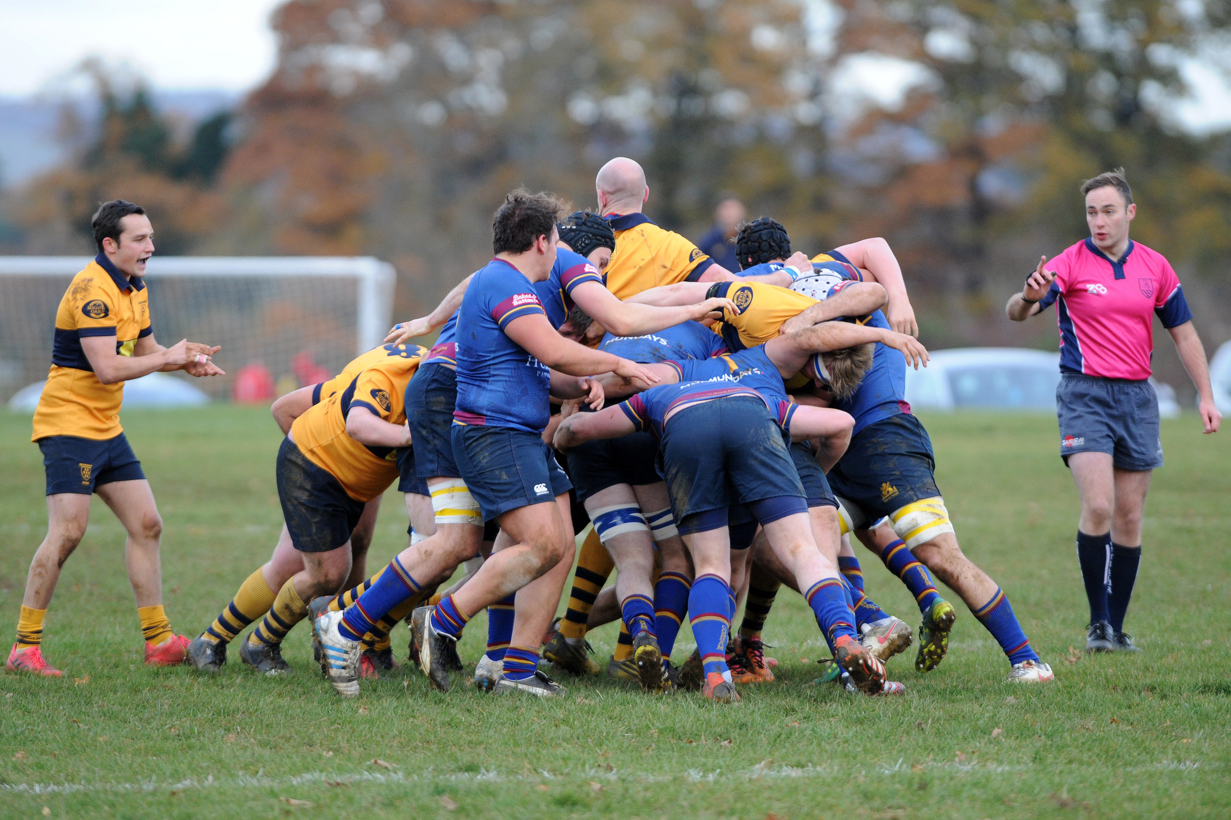 SEVENOAKS V COBHAM036.JPG