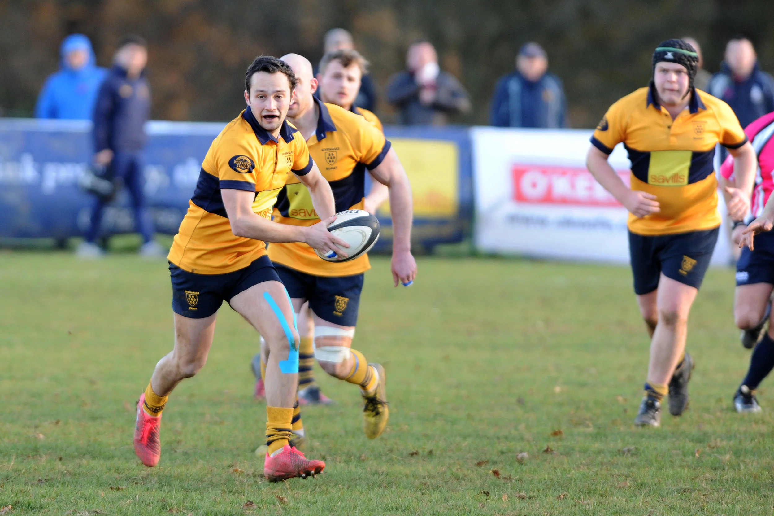 SEVENOAKS V SIDCUP010.JPG