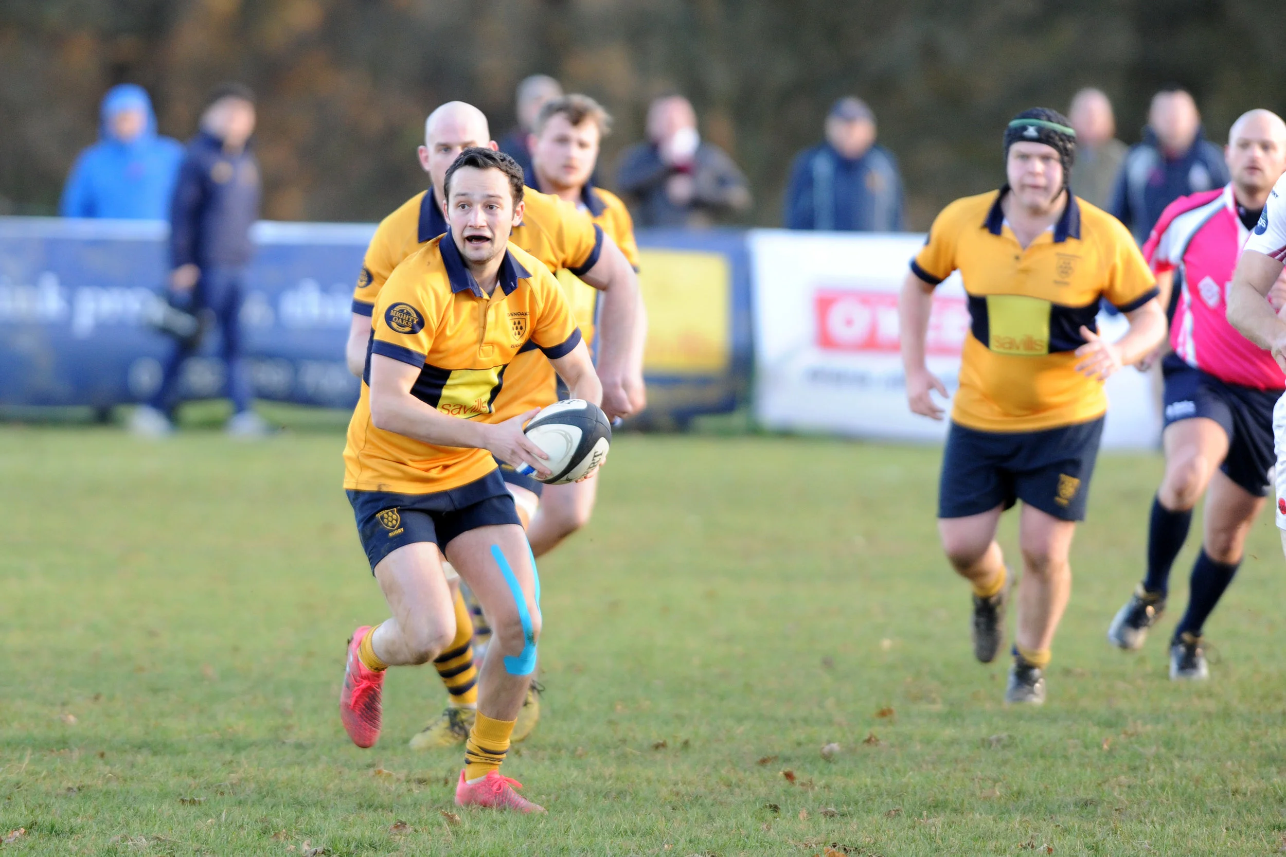 SEVENOAKS V SIDCUP011.JPG