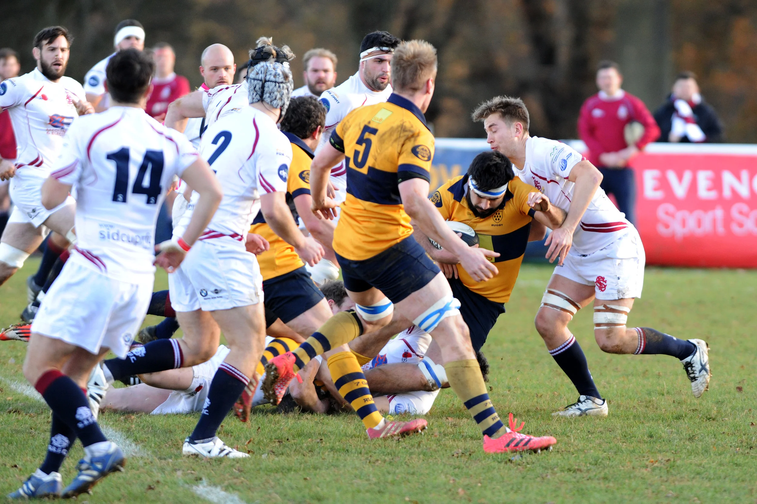 SEVENOAKS V SIDCUP007.JPG