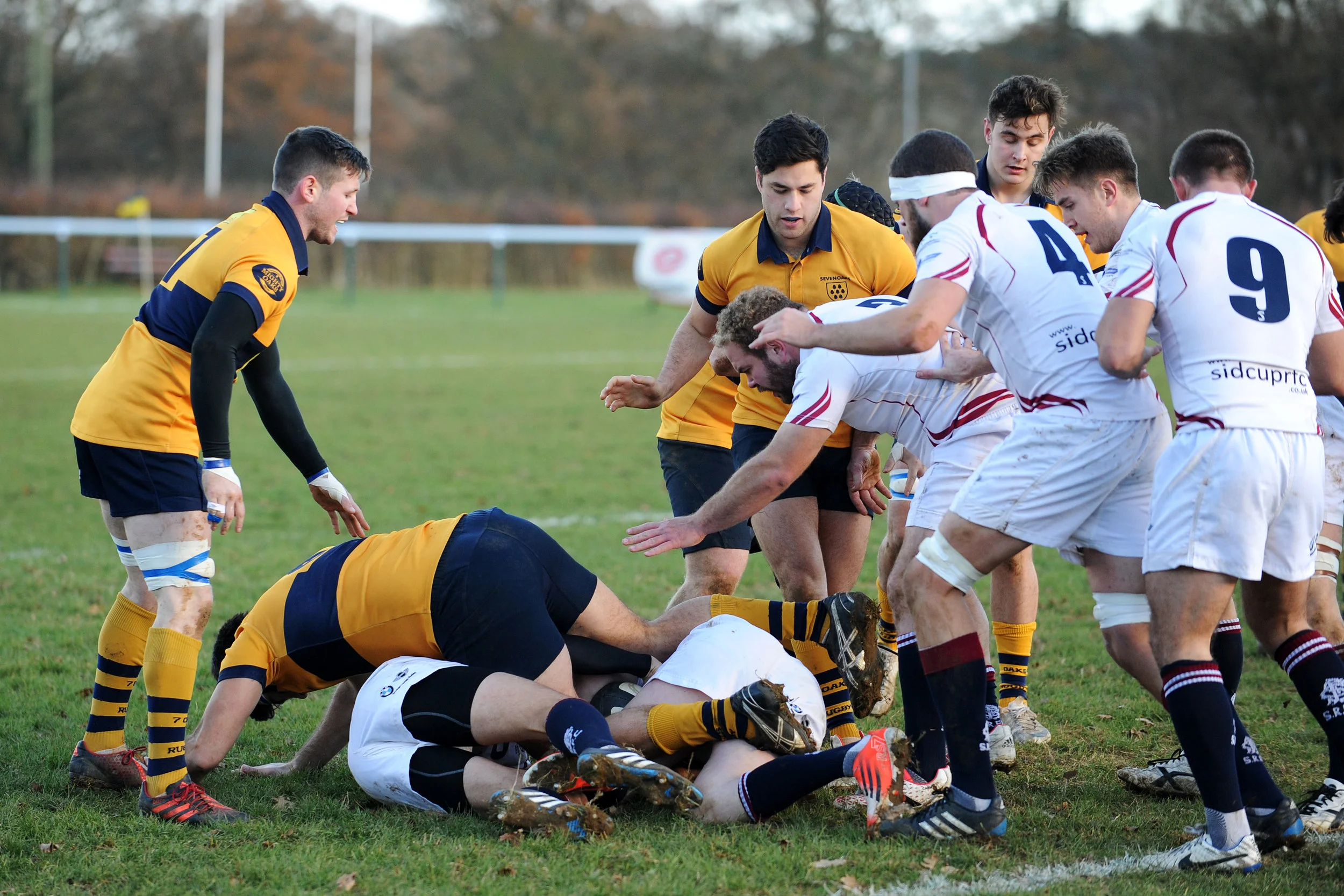 SEVENOAKS V SIDCUP117.JPG