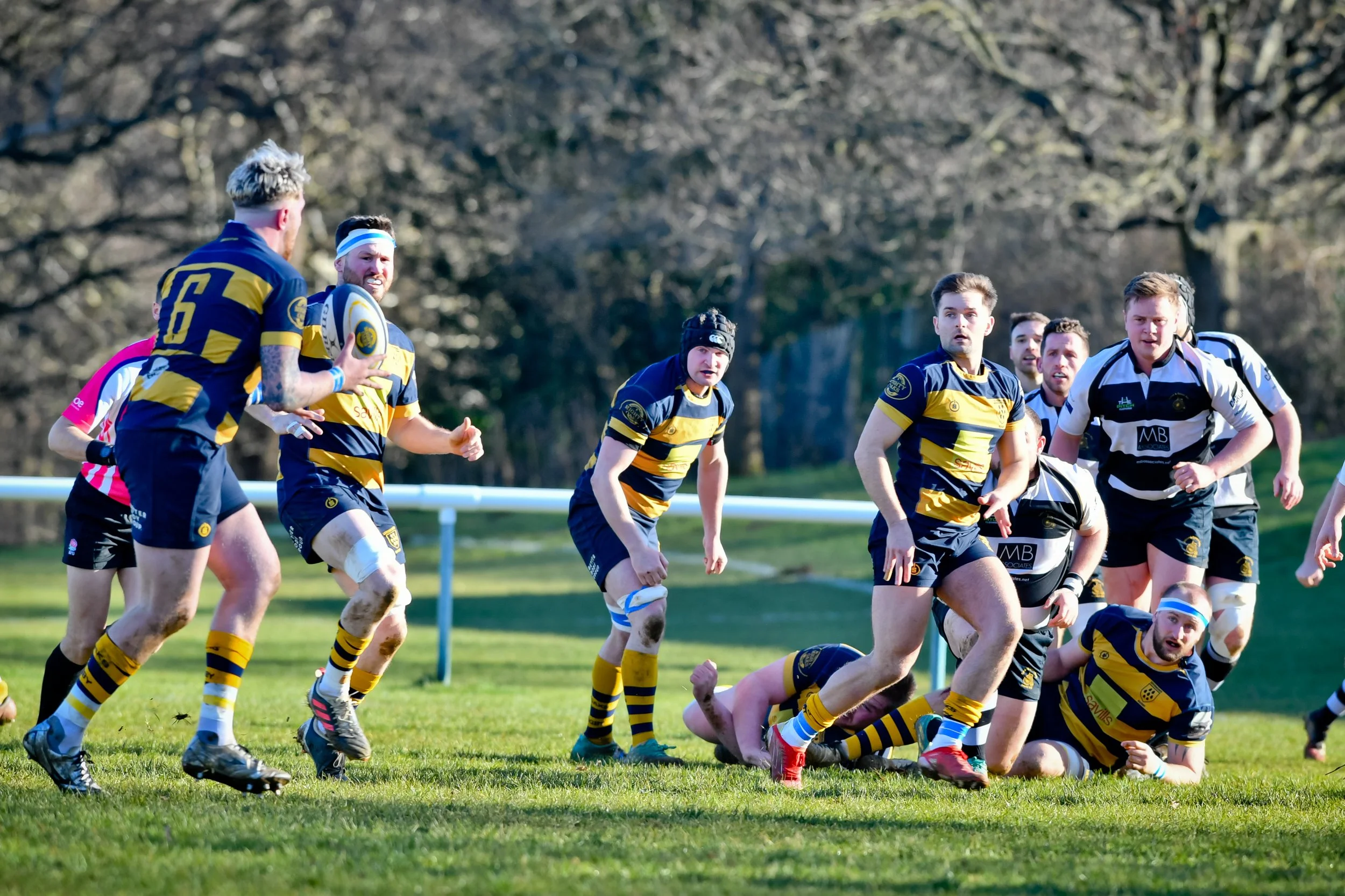 OAKS V SUTTON & EPSOM-18.JPG