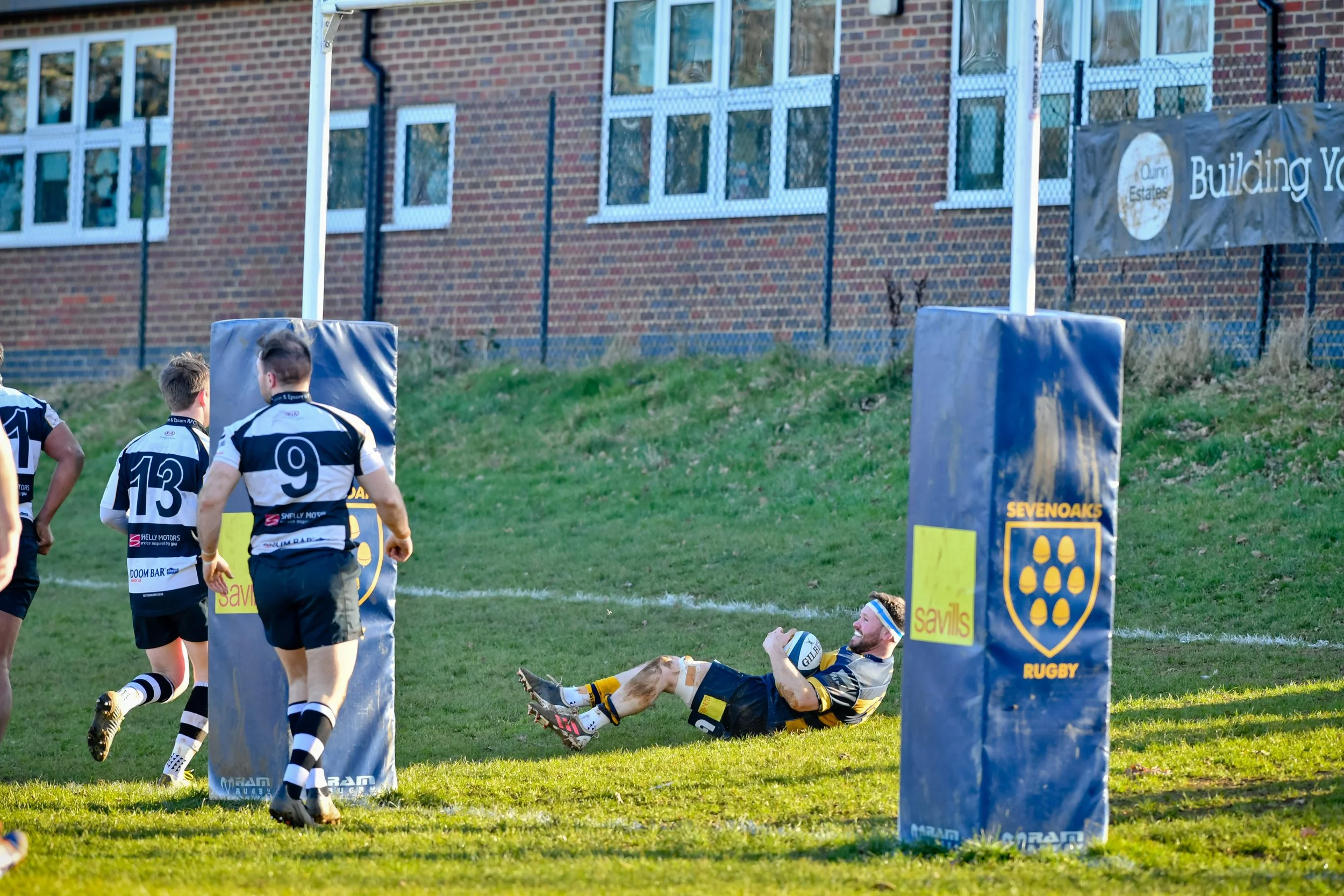 OAKS V SUTTON & EPSOM-41.JPG