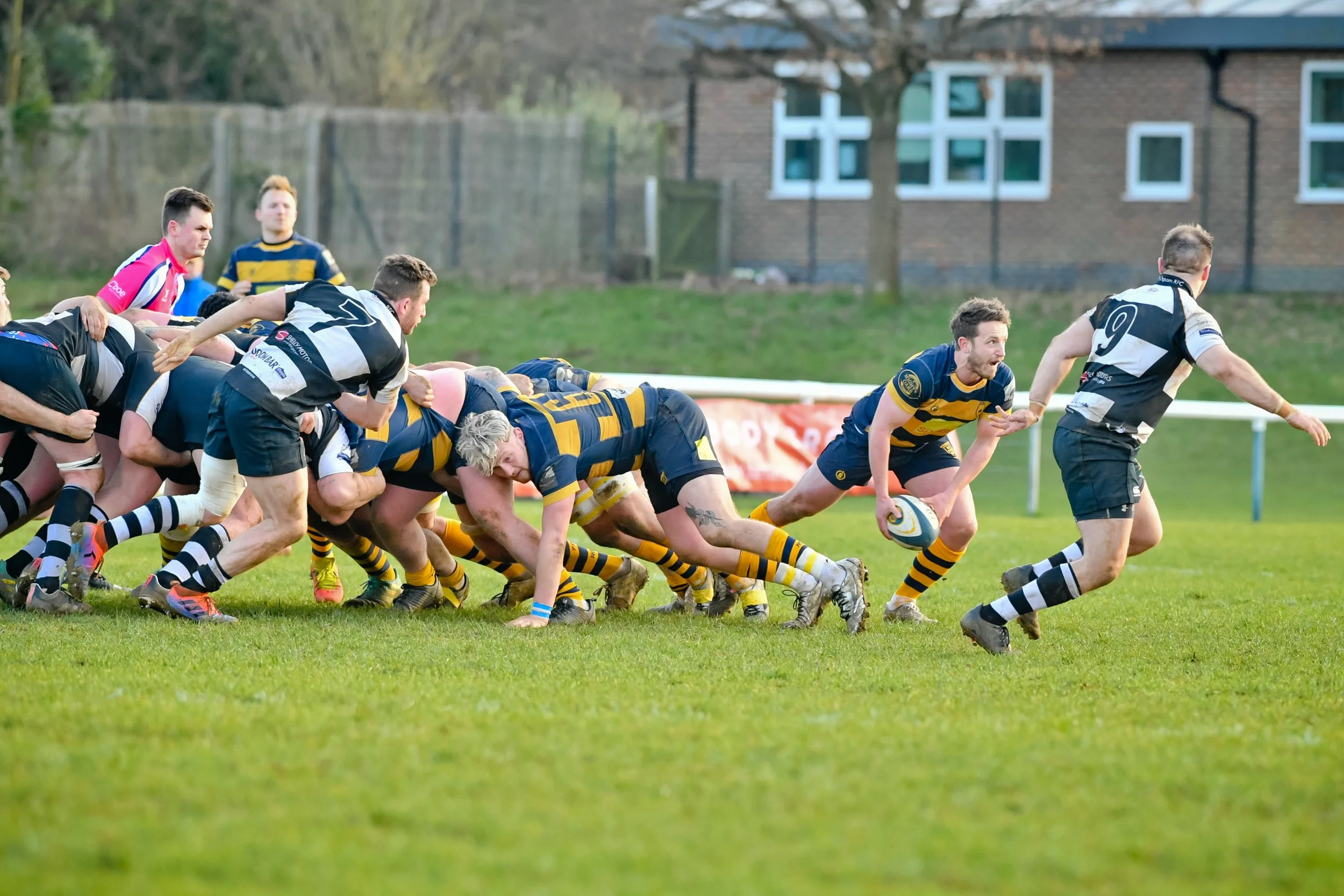 OAKS V SUTTON & EPSOM-85.JPG
