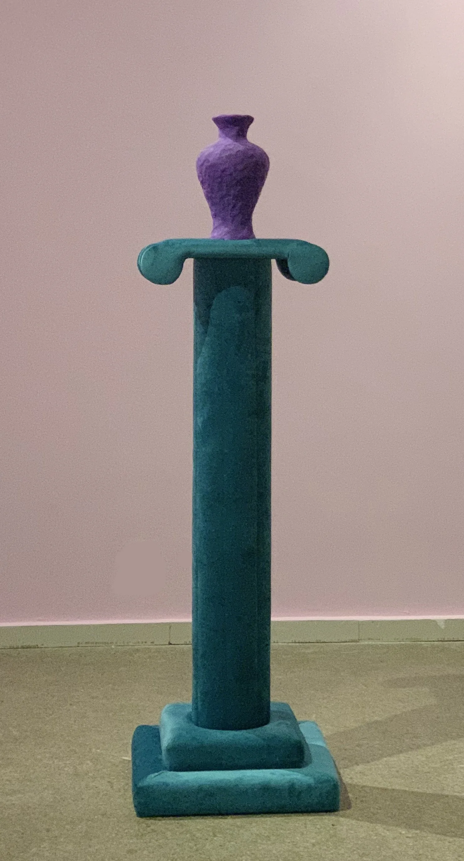   Very Important Object , Foam clay, velvet base and pedestal, Dimensions variable, 2019 