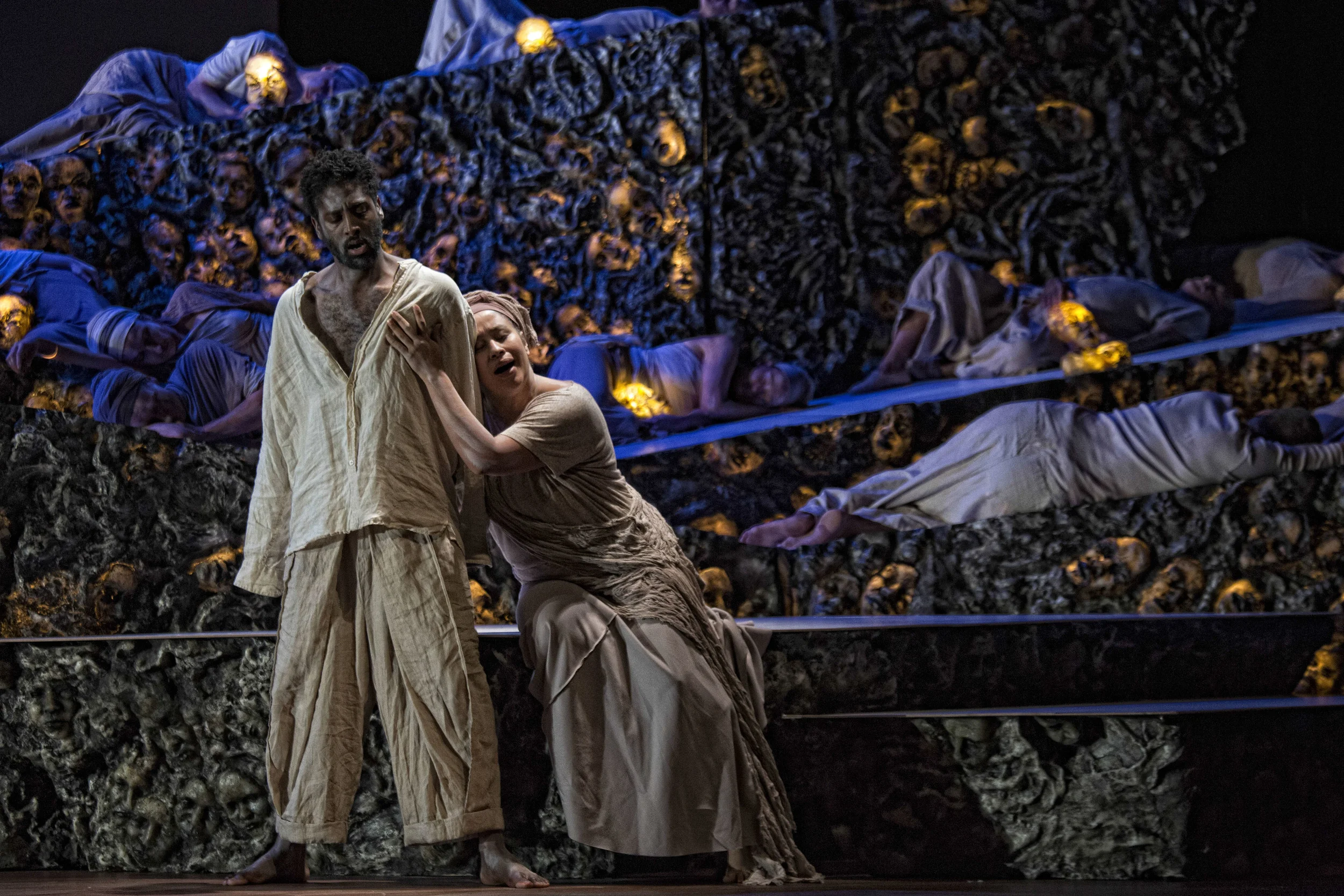 Photo © Marco Borggreve / Nederlandse Reisopera