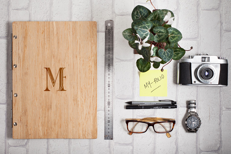 MYFOLIO_Bamboo_Wood_Custom_Bespoke_A4_A3_Personalised_Portfolio_Folder_Album logo_engraved.jpg