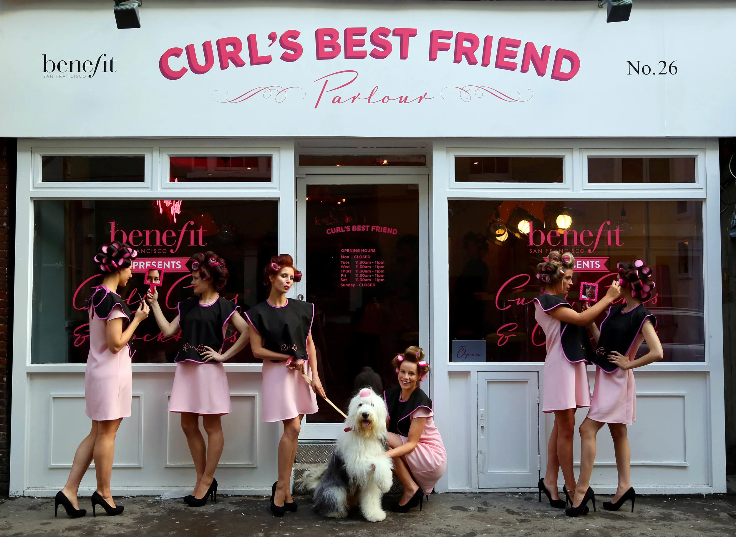 01 Curl the Hair.jpg