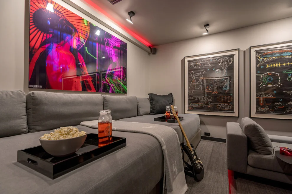 contemporary-home-theater (3).jpg