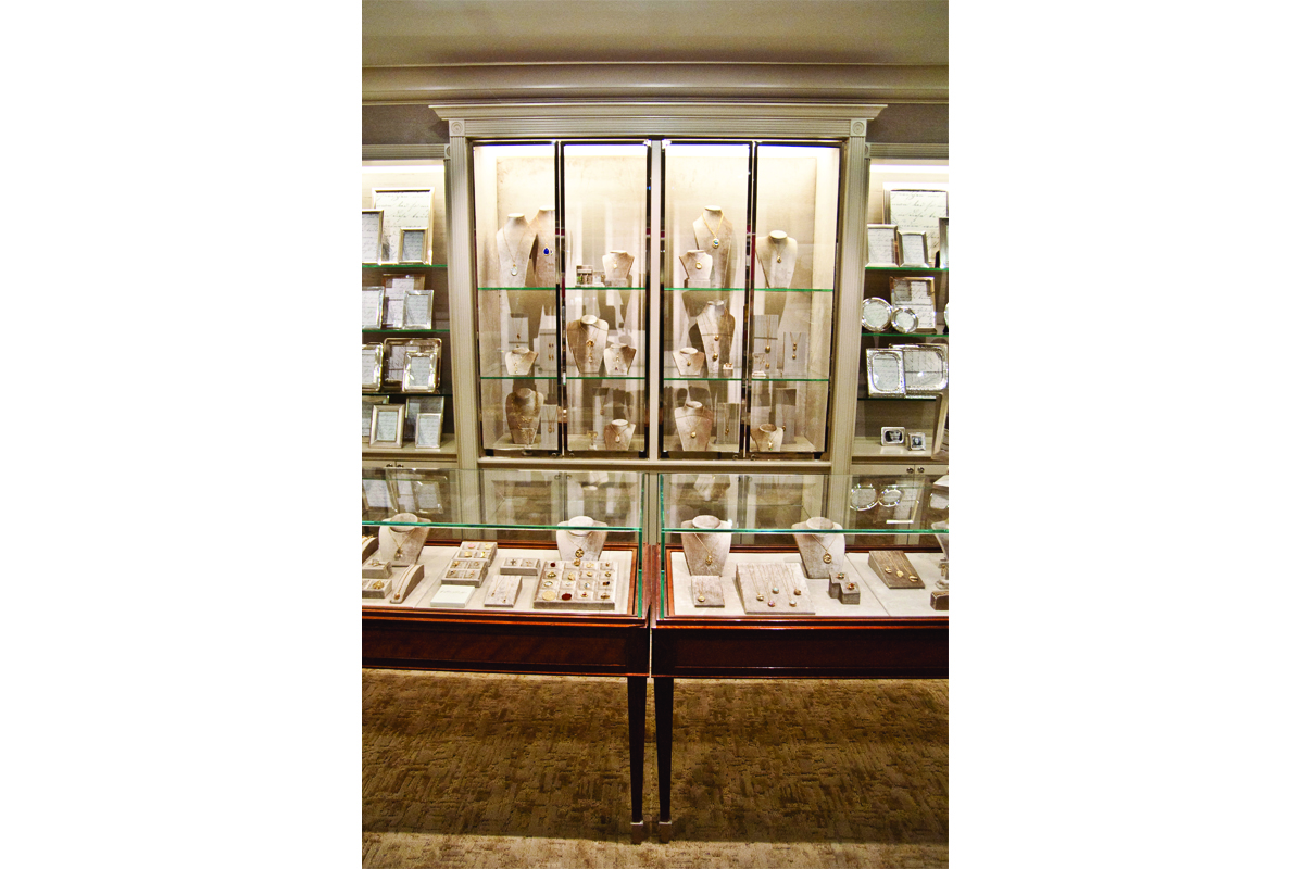 Bergdorf Goodman - Monica Rich Kosann, Jewelry Fixture Design & Interior Furnishings