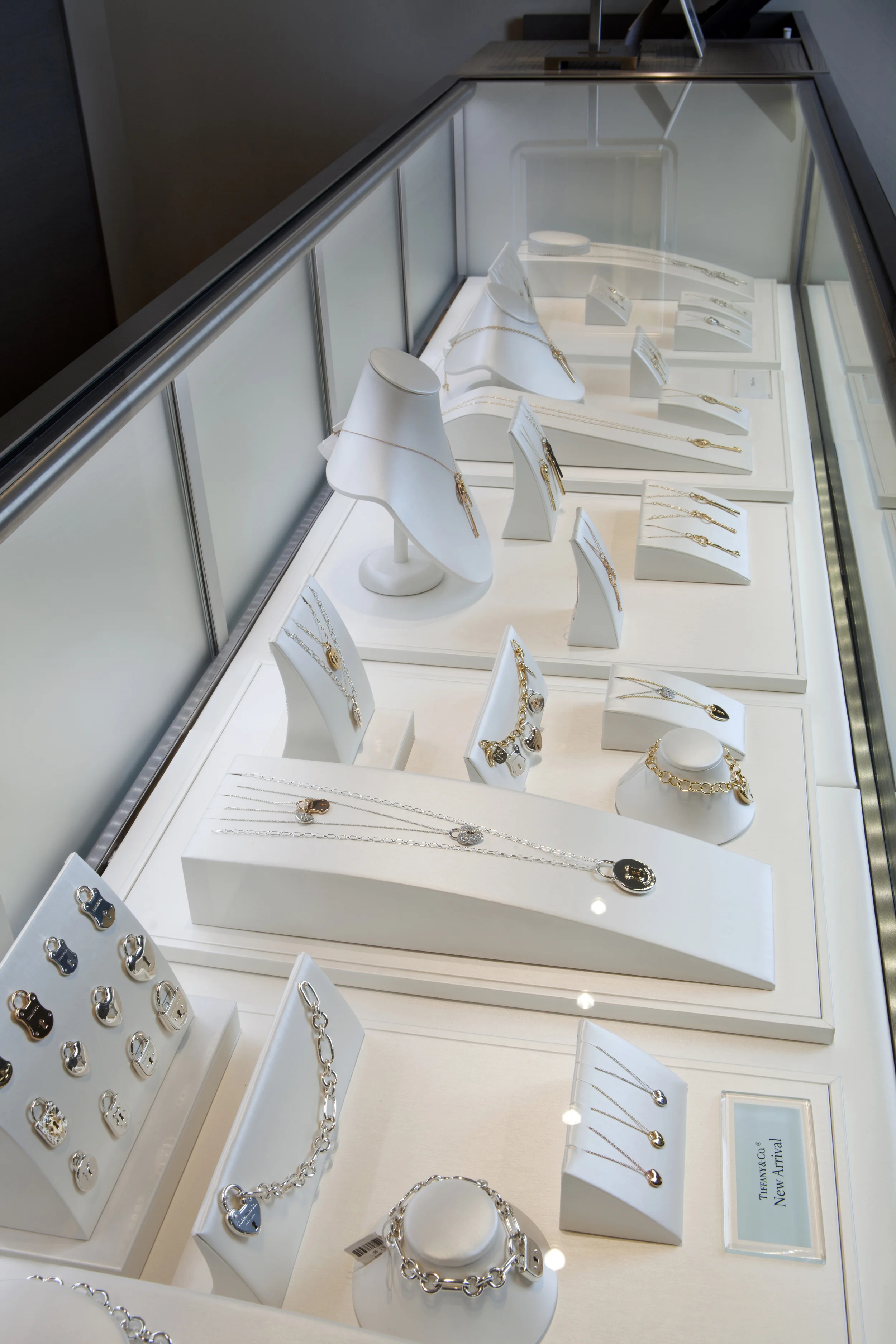 Towson, MD - Ivory Caseline Designs