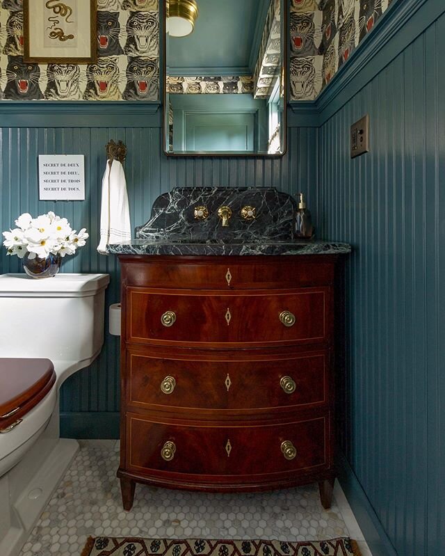 The star of the show in this room is the antique bowfront chest. 🌟 From the moment we purchased this house (which is coming up on our two year anniversary this July), I knew I wanted this bath to have an antique chest for a vanity. I will always pus