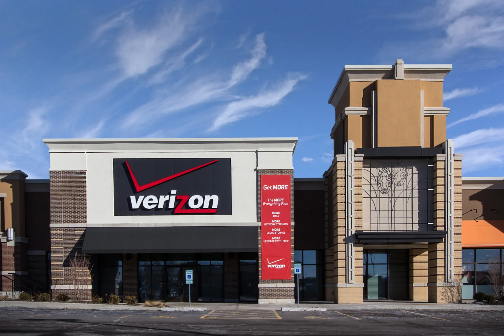 Verizon Wireless — KLOVER ARCHITECTS