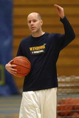SDP 011: CHRIS OLIVER - Stimulated Thinking on What You Coach and How You Coach