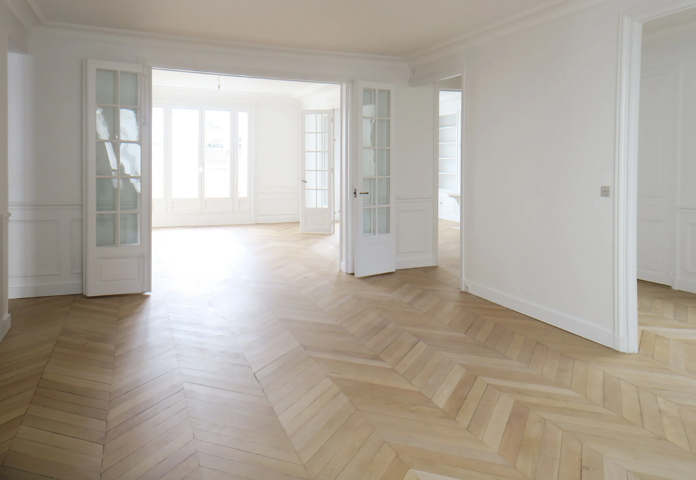   APPARTEMENT PRIVE_PARIS 16 ème   Un appartement privé    Aménagement d’intérieur   04. 2019  190m2  All images©MIOSHIBUYA 