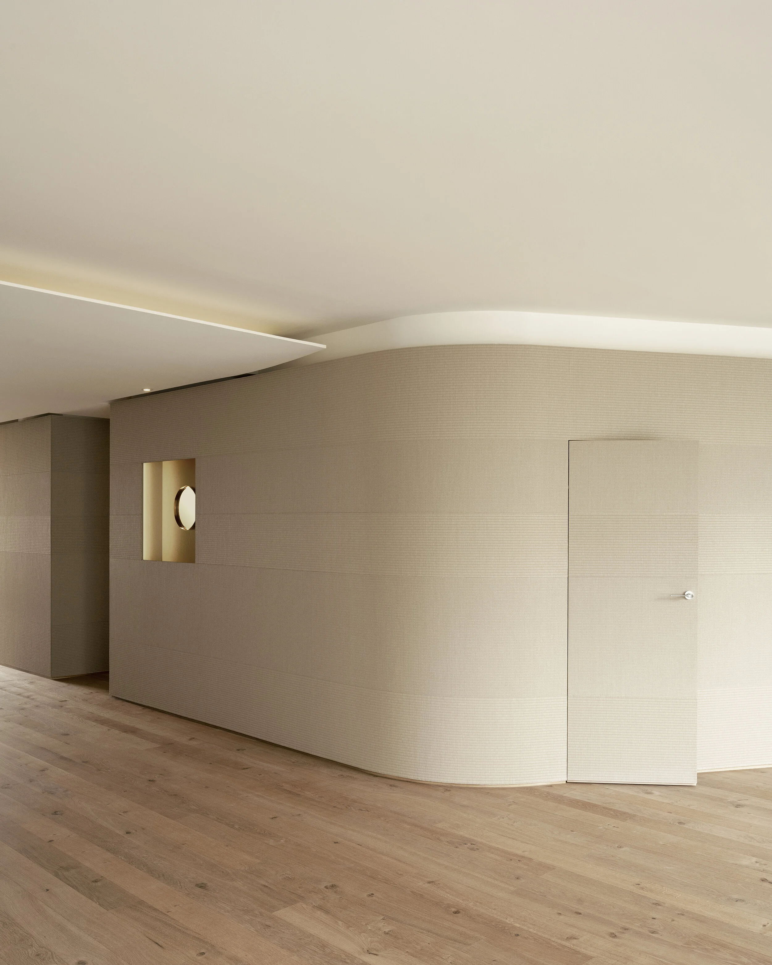 Tatami wall by Naya design and Morita tatami maker in Tokyo  ©Vincent Leroux 