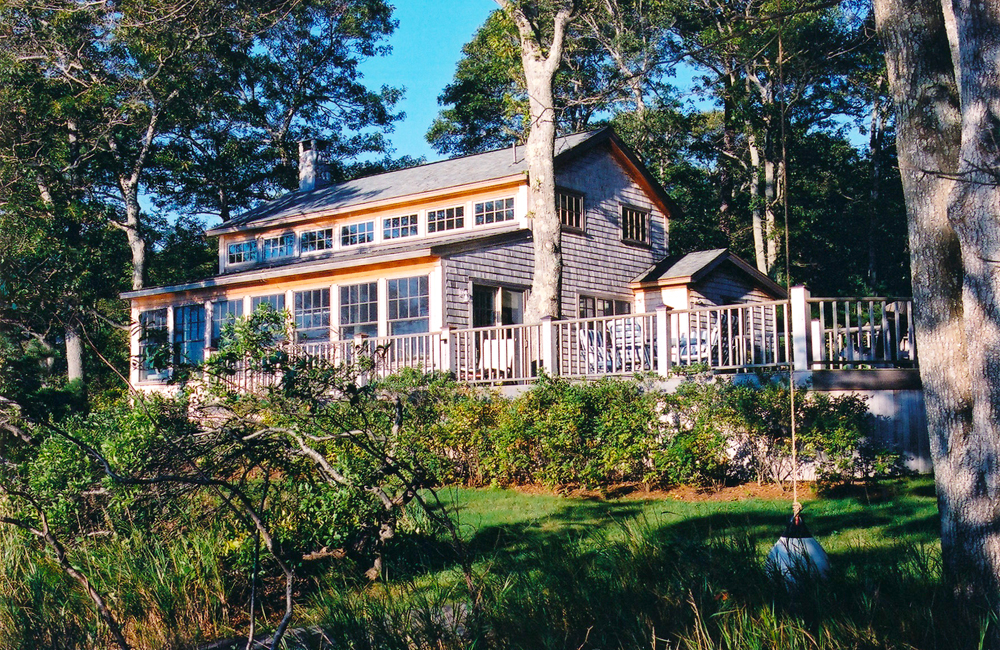 TISBURY LAKE HOUSE